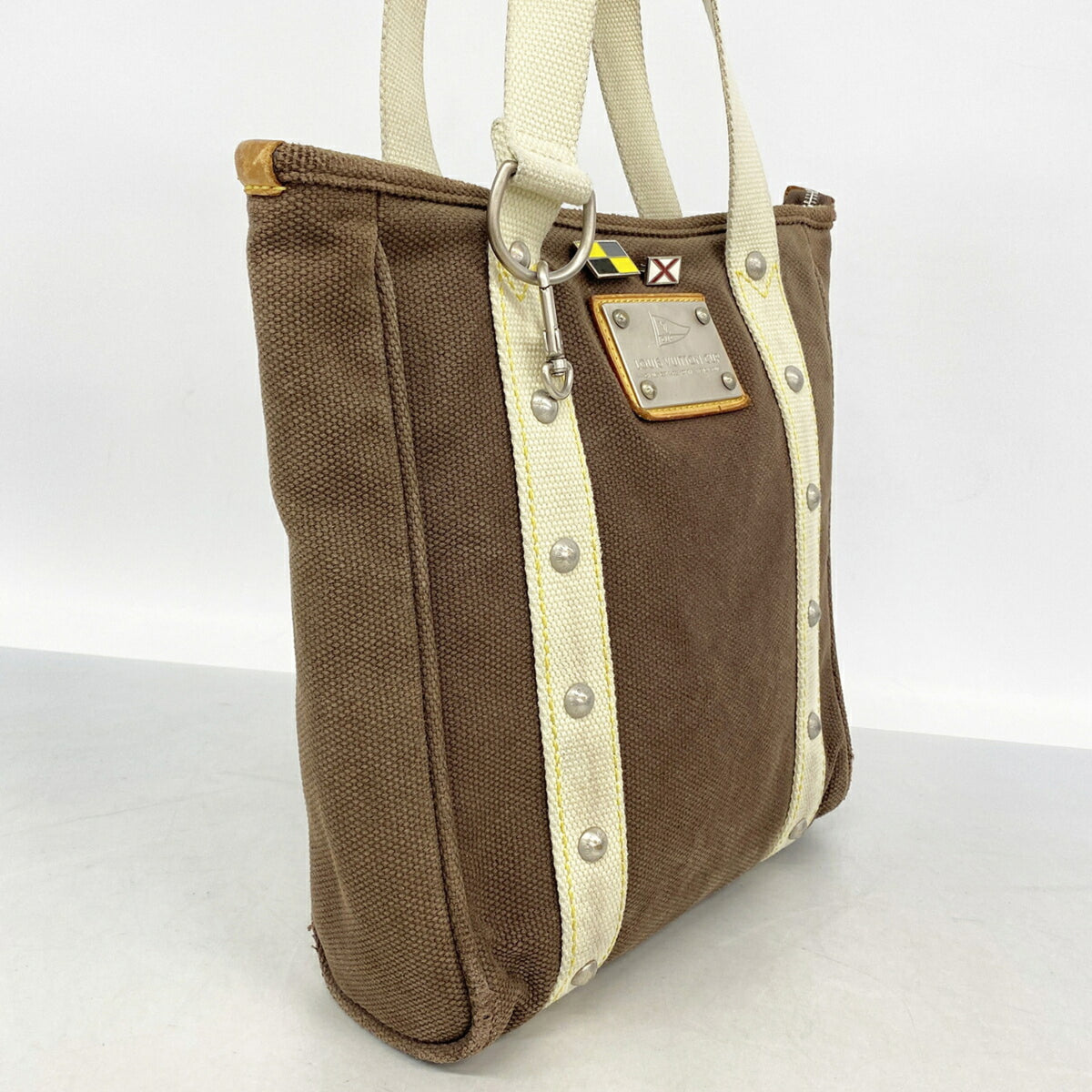 Louis Vuitton Brown Tote Bag (Pre-Owned)