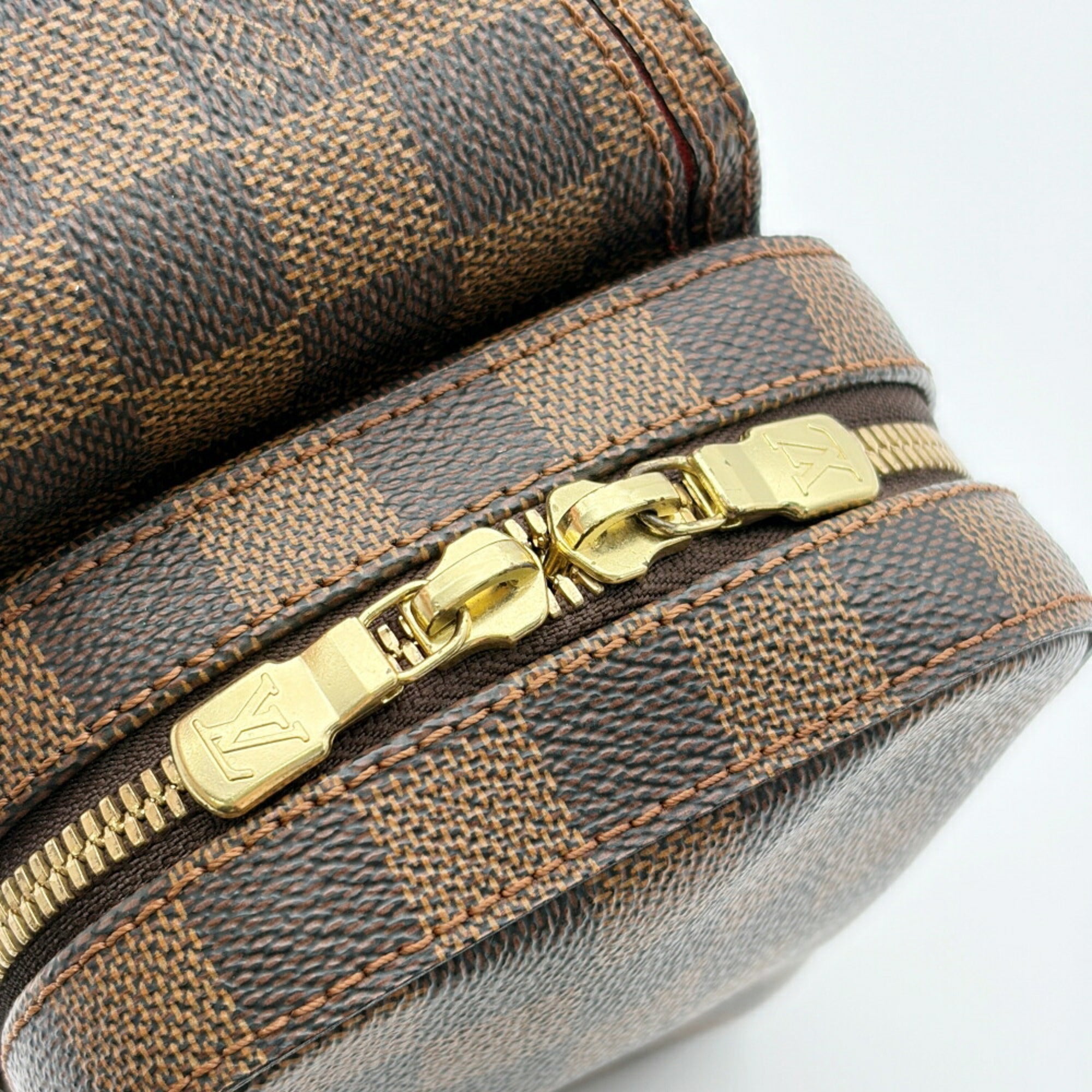Louis Vuitton Damier Canvas Ebene Pvc Canvas Pouch Sling Bag (Pre-Owned)
