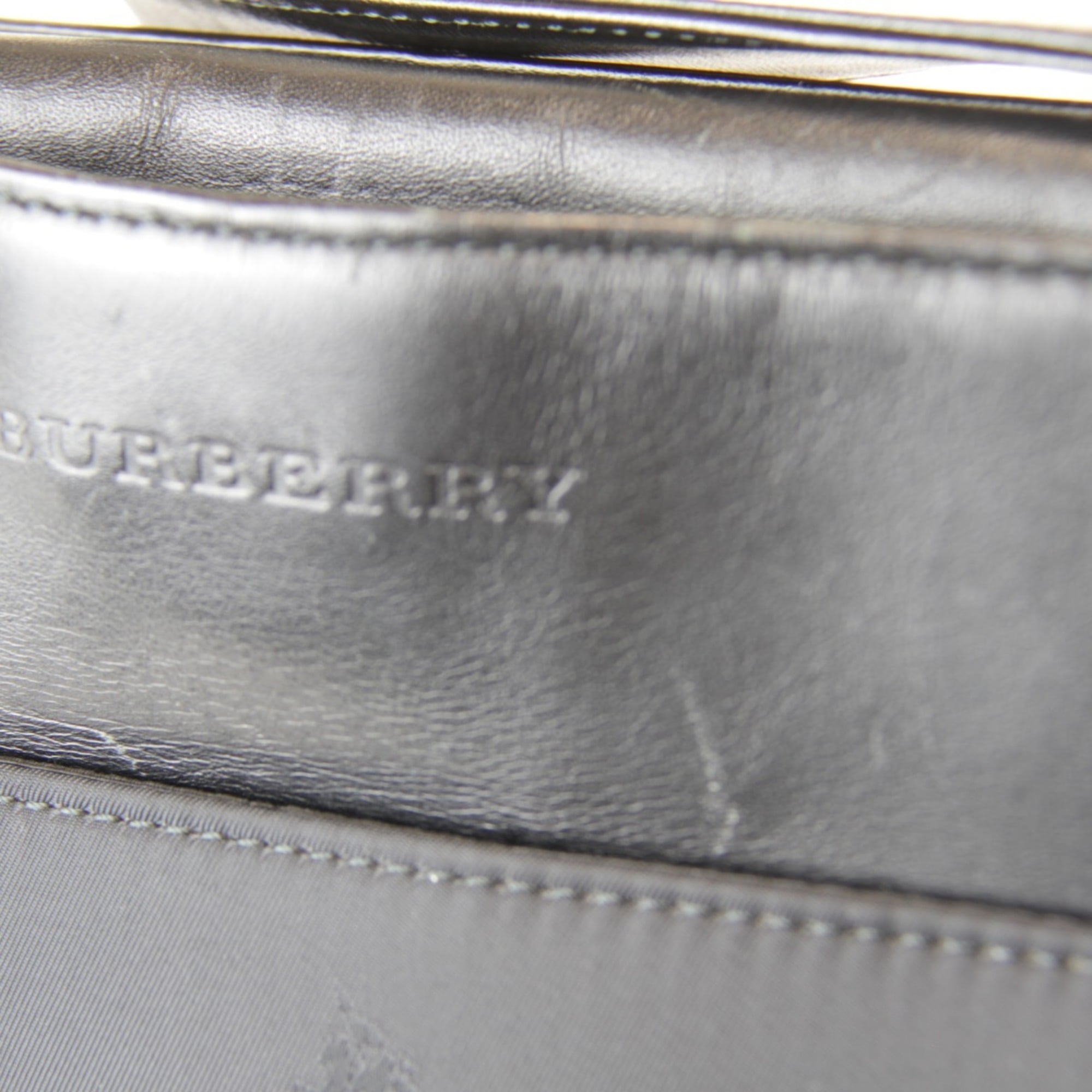 Burberry Black Nylon Leather Shoulder Bag (Pre-Owned)