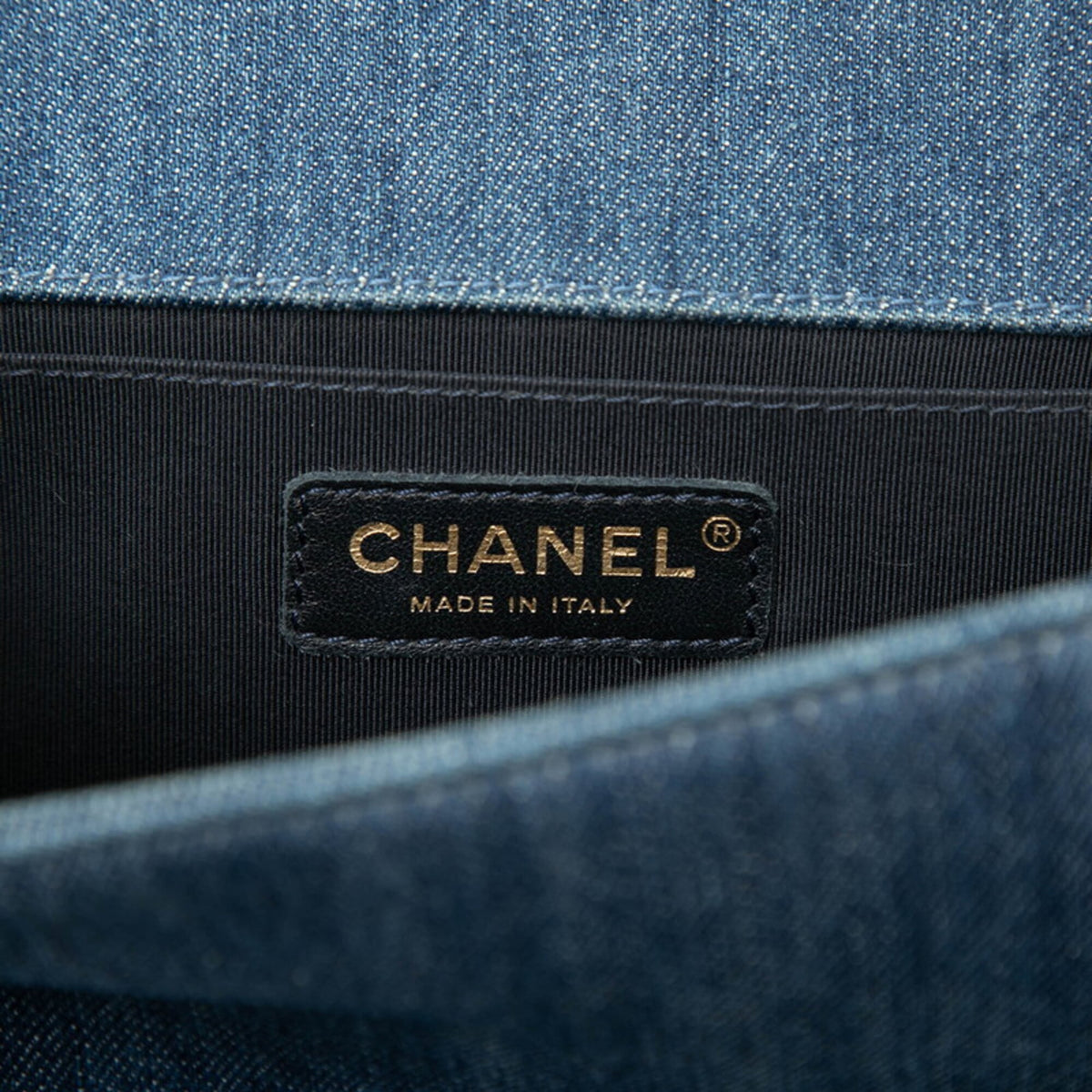 Chanel Denim Blue Denim Shoulder Bag (Pre-Owned)
