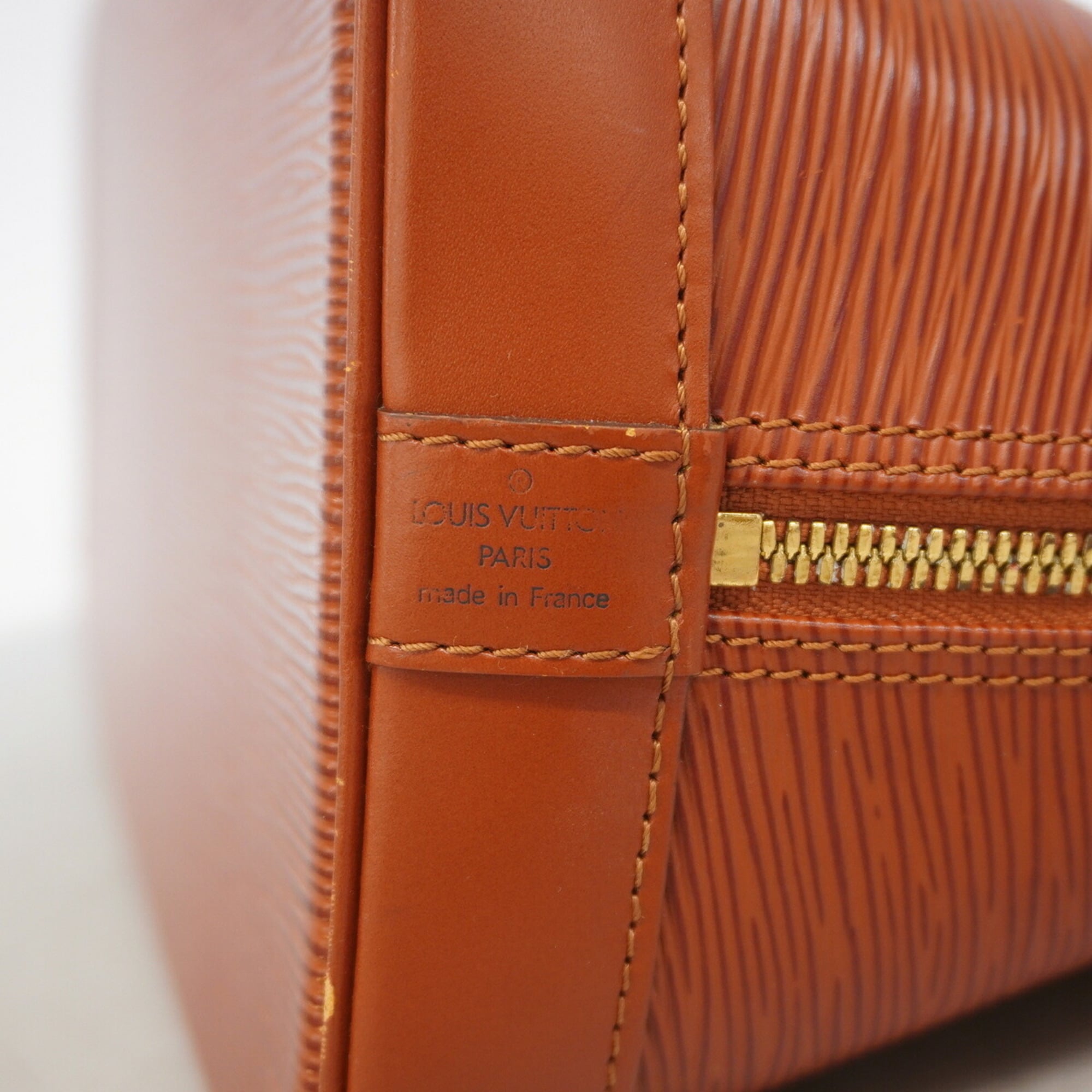 Louis Vuitton Kenyan Brown Handbag (Pre-Owned)