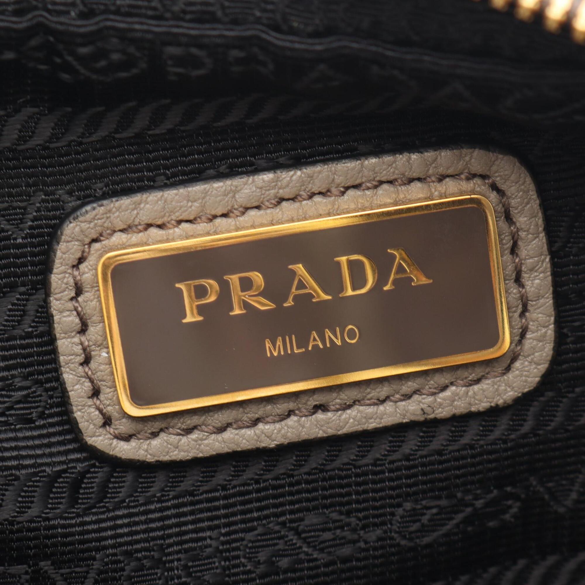 Prada Beige Leather Handbag Shoulder Bag (Pre-Owned)