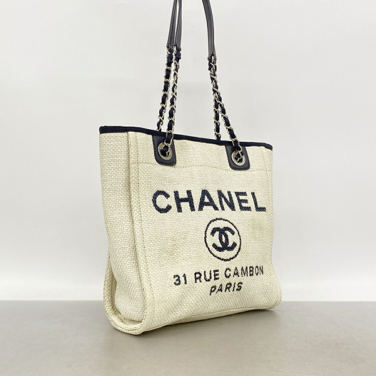 Chanel Ivory Navy Raffia Tote Bag (Pre-Owned)