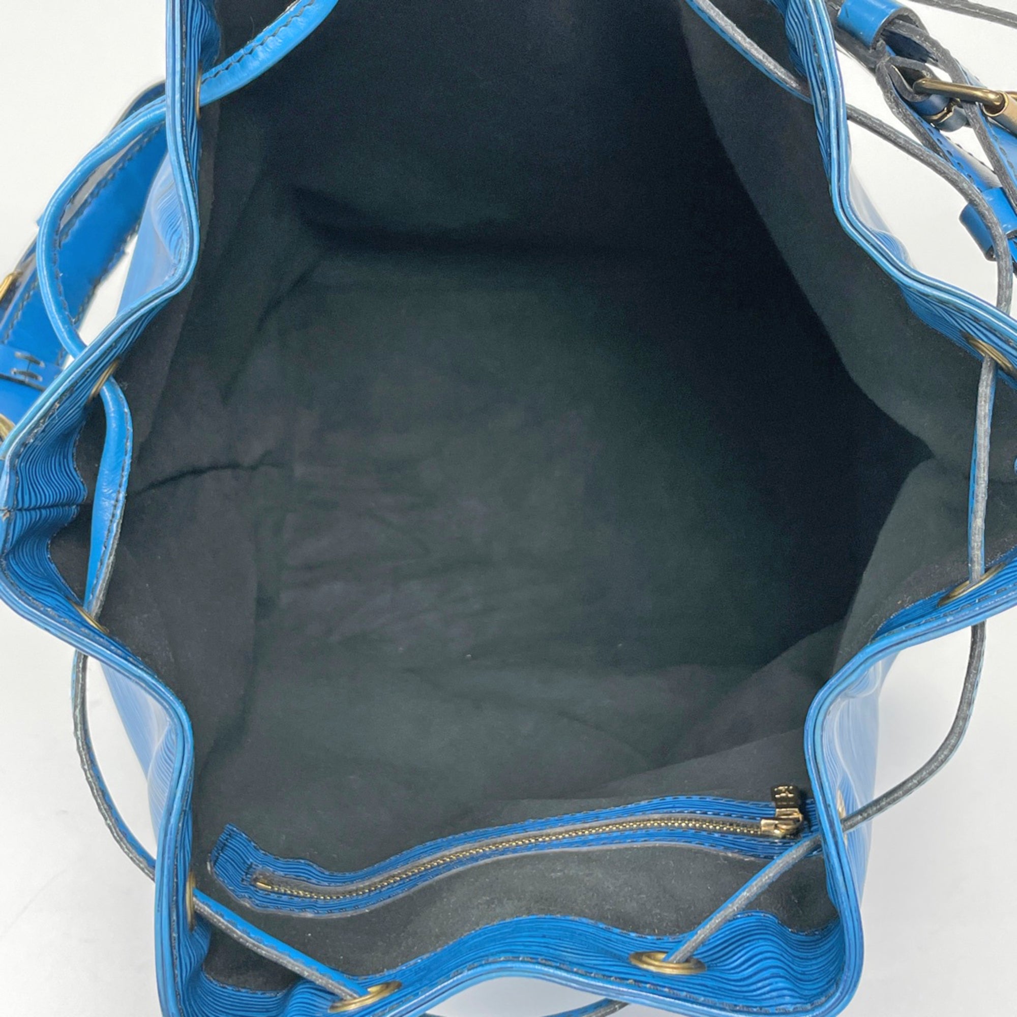 Louis Vuitton Toledo Blue Epi Leather Shoulder Bag (Pre-Owned)