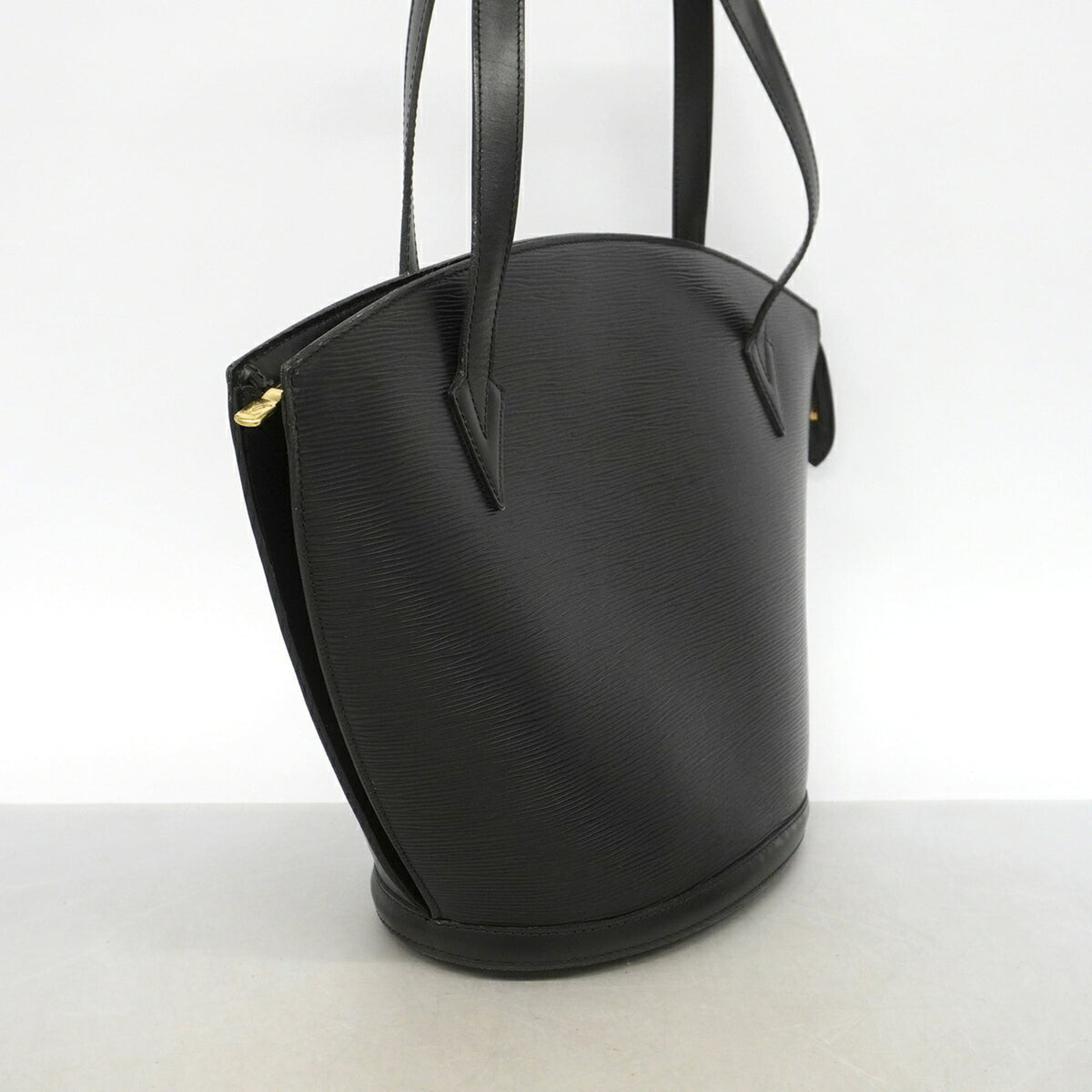 Louis Vuitton Noir Shoulder Bag (Pre-Owned)
