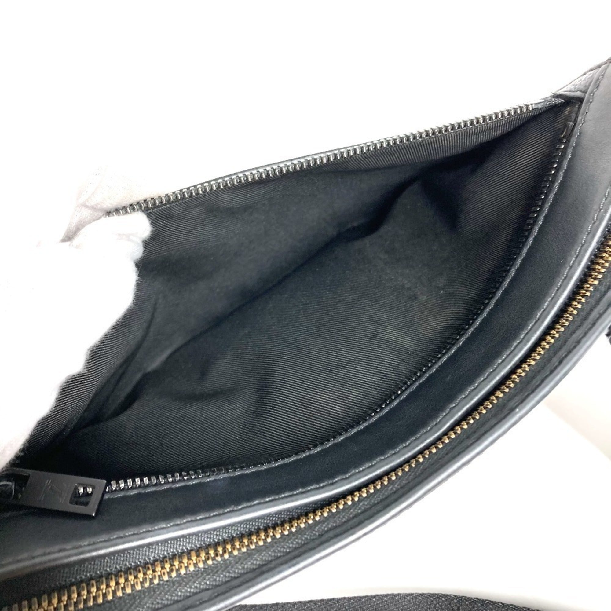 Louis Vuitton Black Leather Clutch Bag Pochette Shoulder Bag (Pre-Owned)