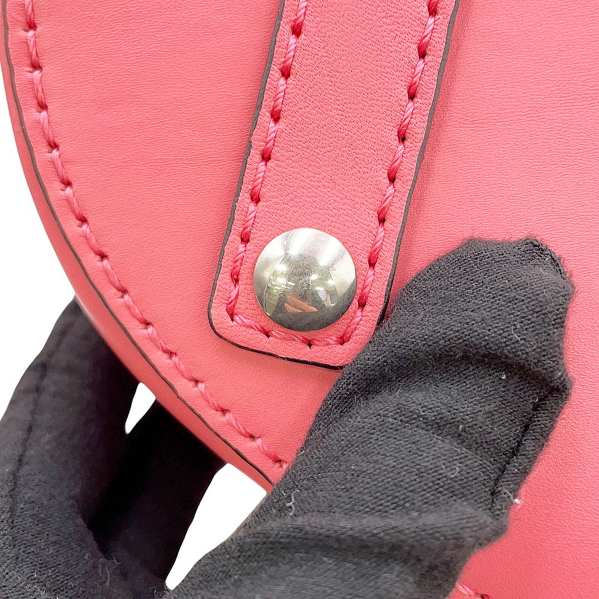 Burberry Pink Leather Handbag (Pre-Owned)