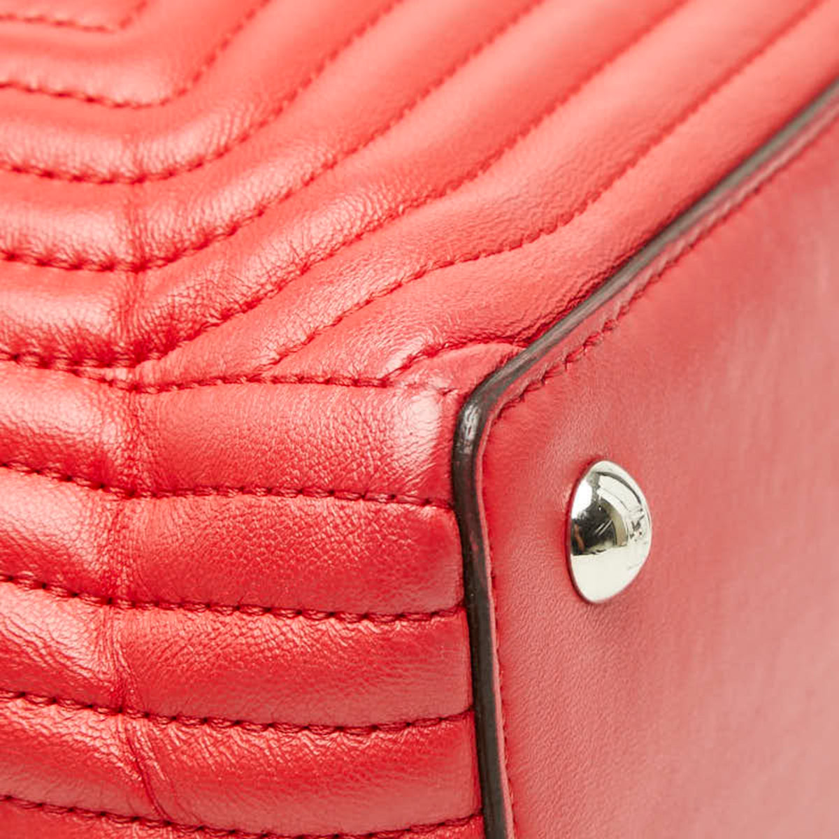 Fendi Red Color Leather Pouch Shoulder Bag (Pre-Owned)