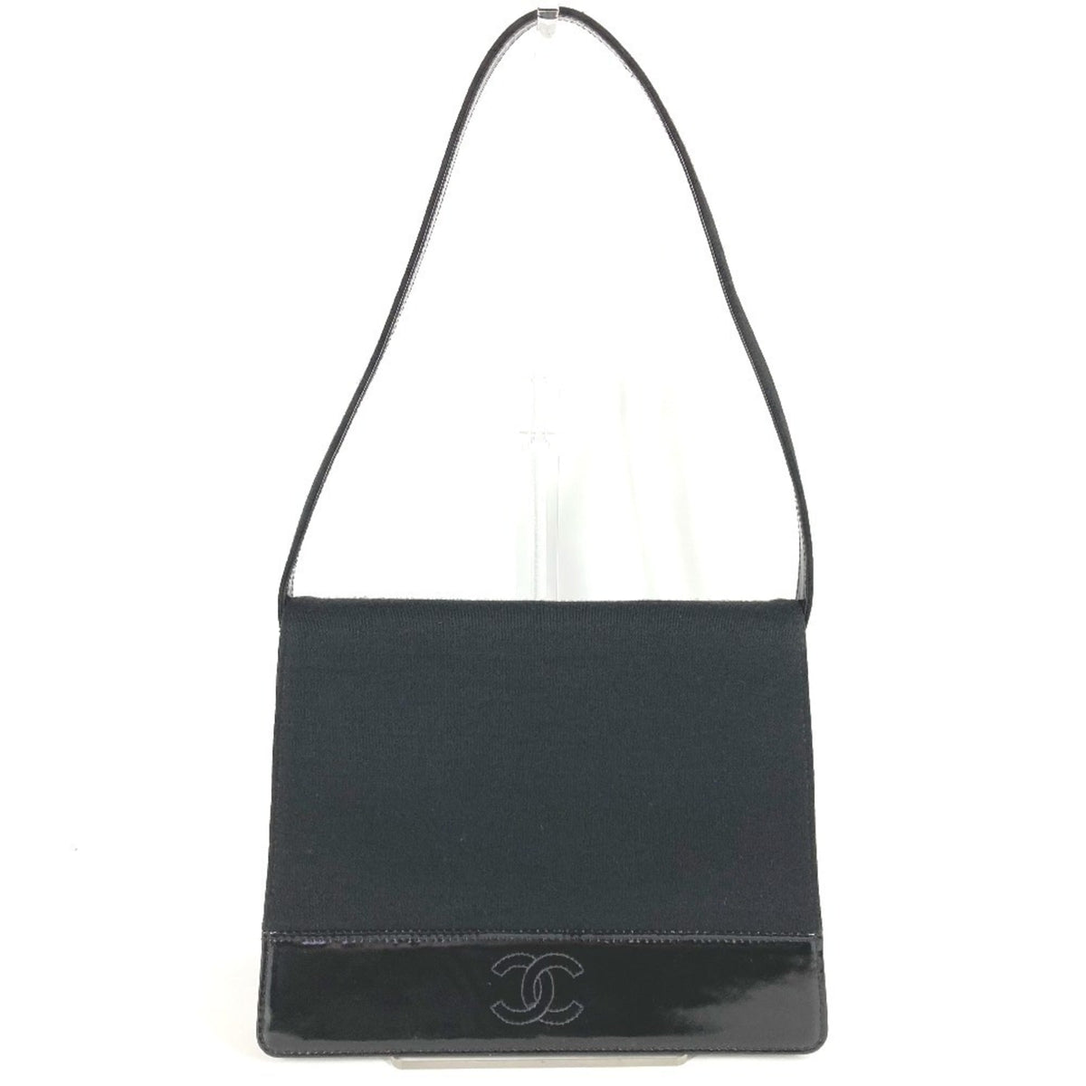 Chanel Black Cotton Patent Leather Shoulder Bag (Pre-Owned)