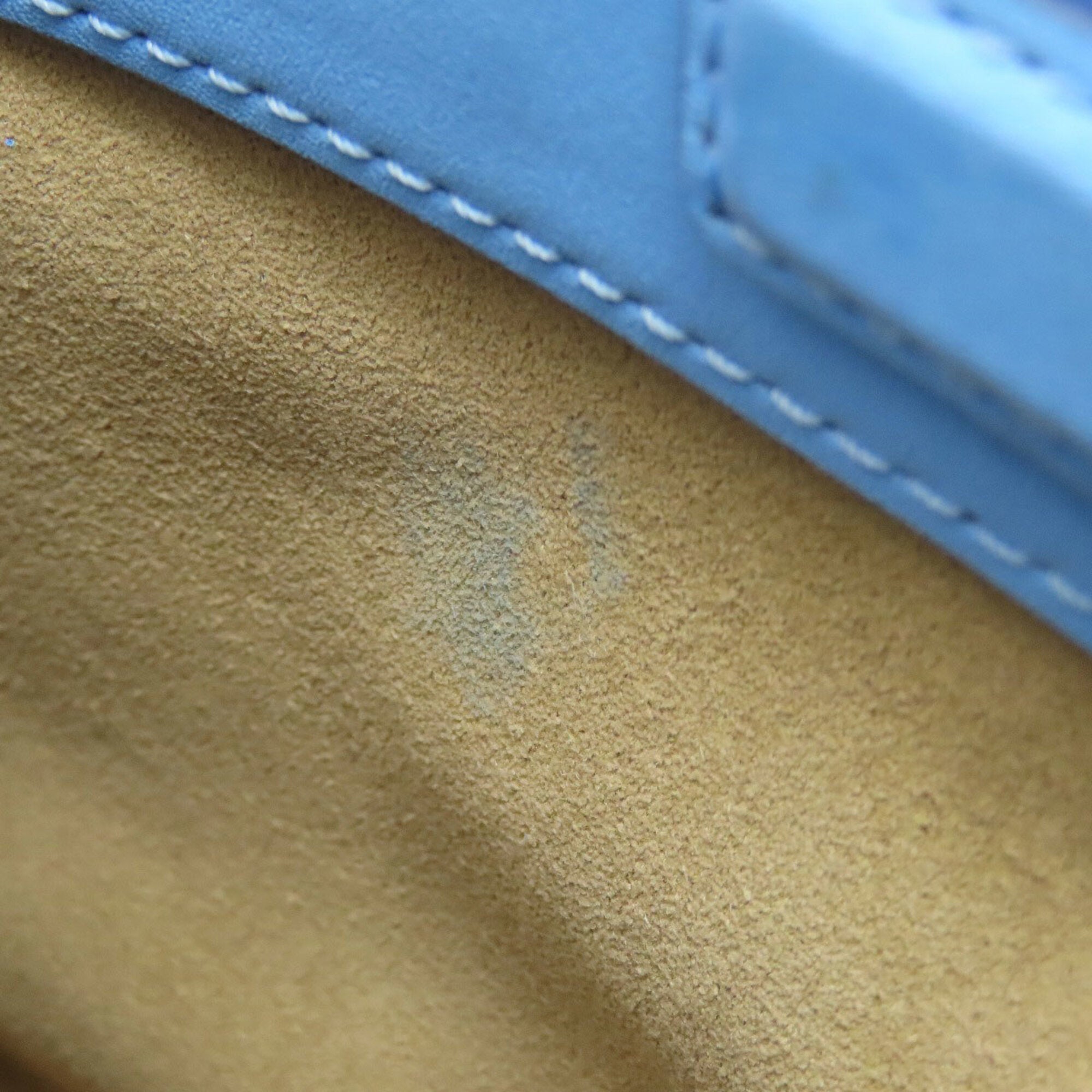 Mcm Light Blue Leather Handbag (Pre-Owned)