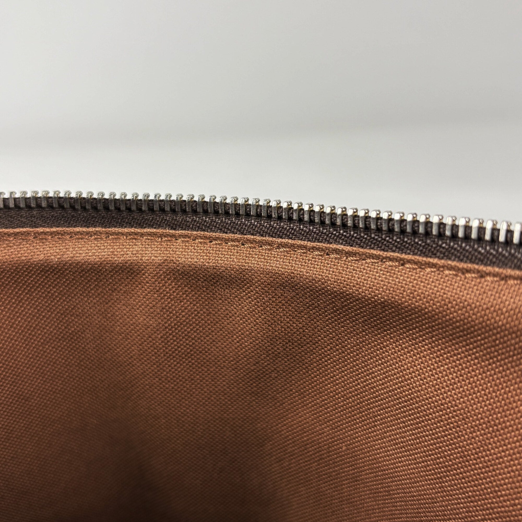 Louis Vuitton Brown Monogram Shoulder Bag (Pre-Owned)