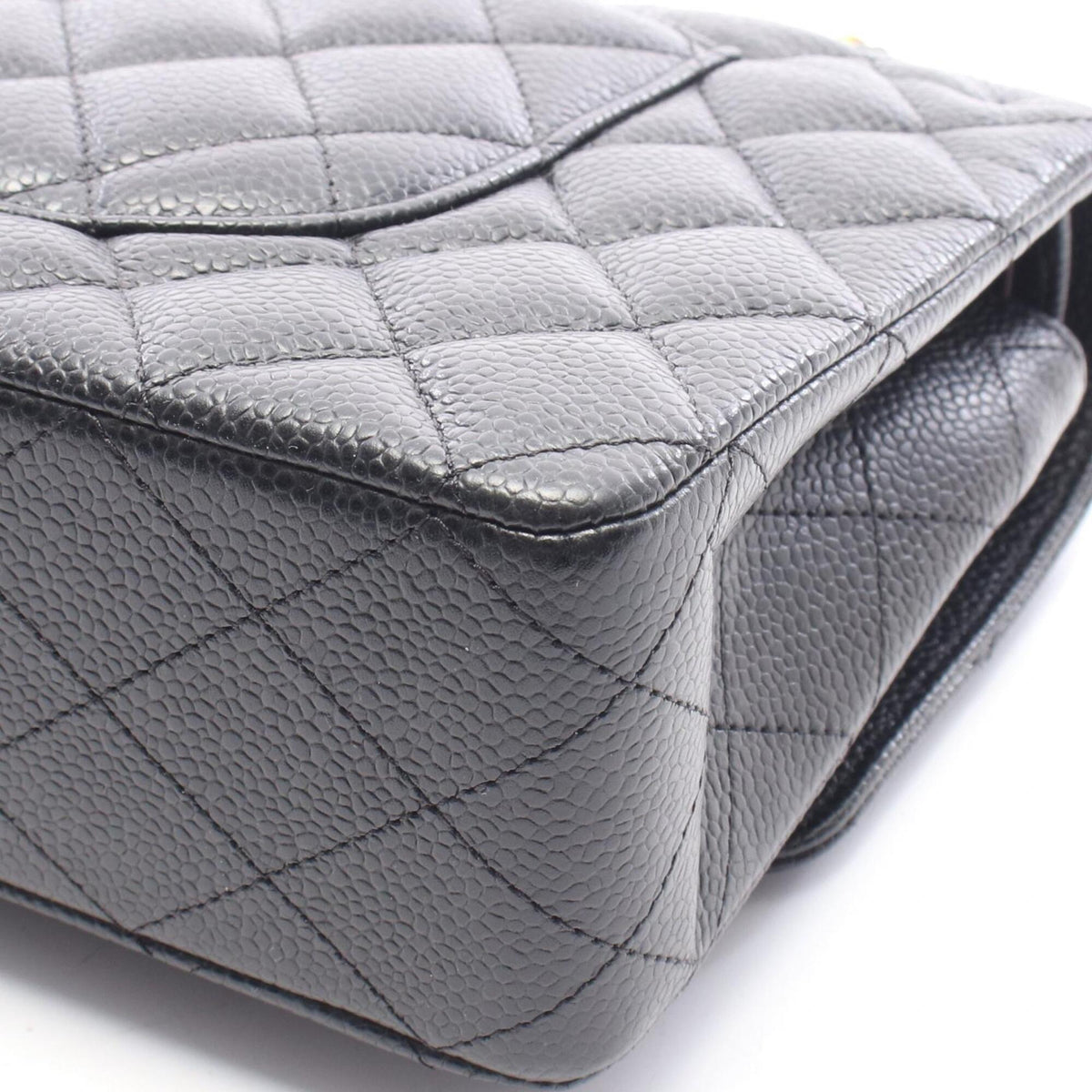 Chanel Black Grained Calfskin Handbag Shoulder Bag (Pre-Owned)