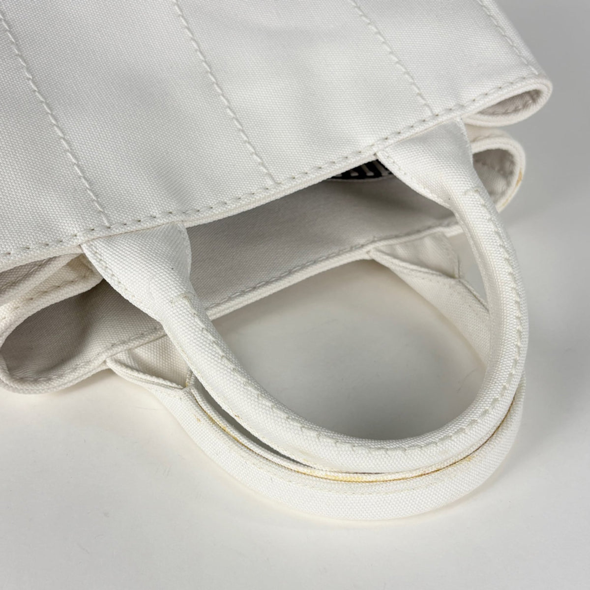 Prada White Canvas Handbag Shoulder Bag Tote Bag (Pre-Owned)