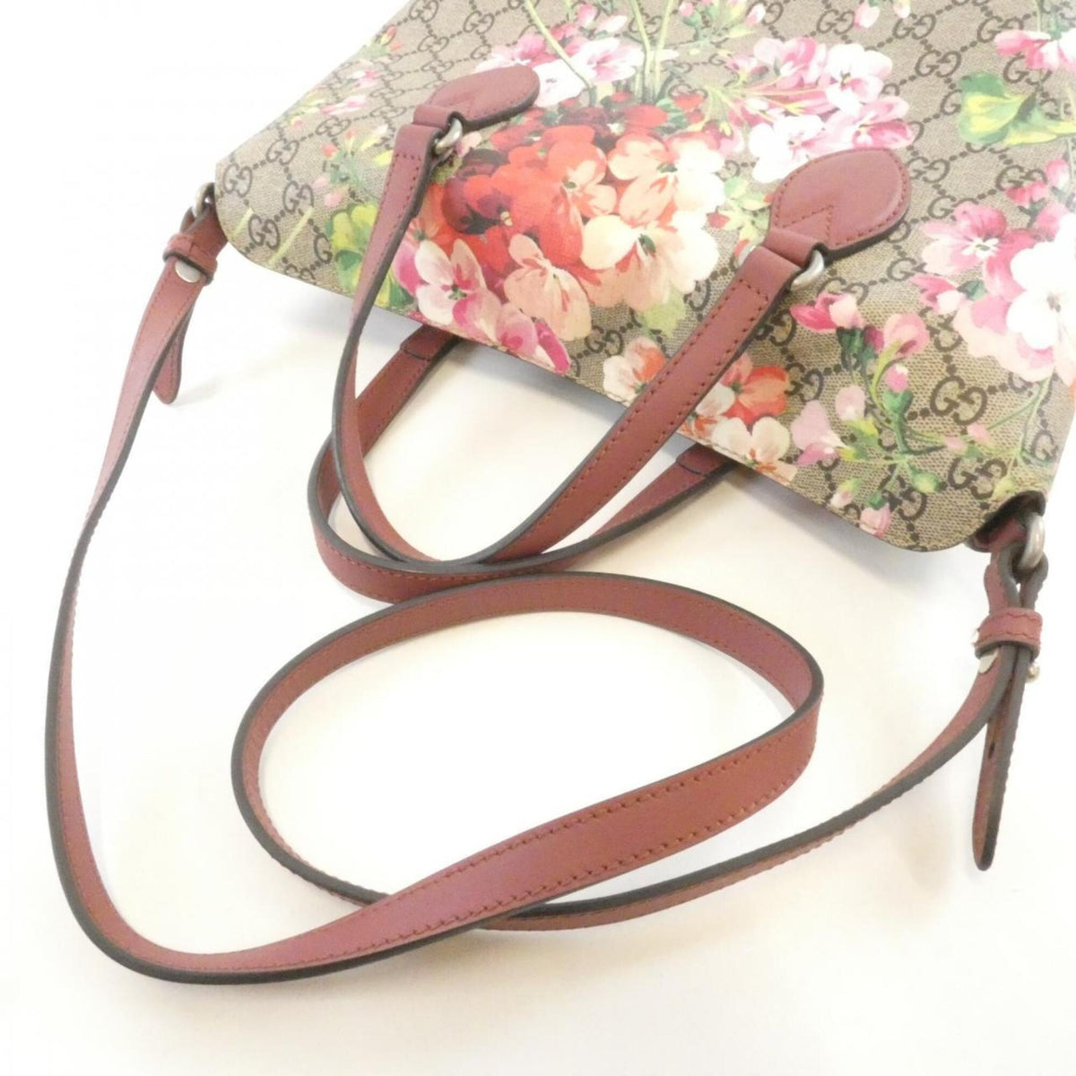 Gucci Beige Gg Supreme Canvas Handbag (Pre-Owned)