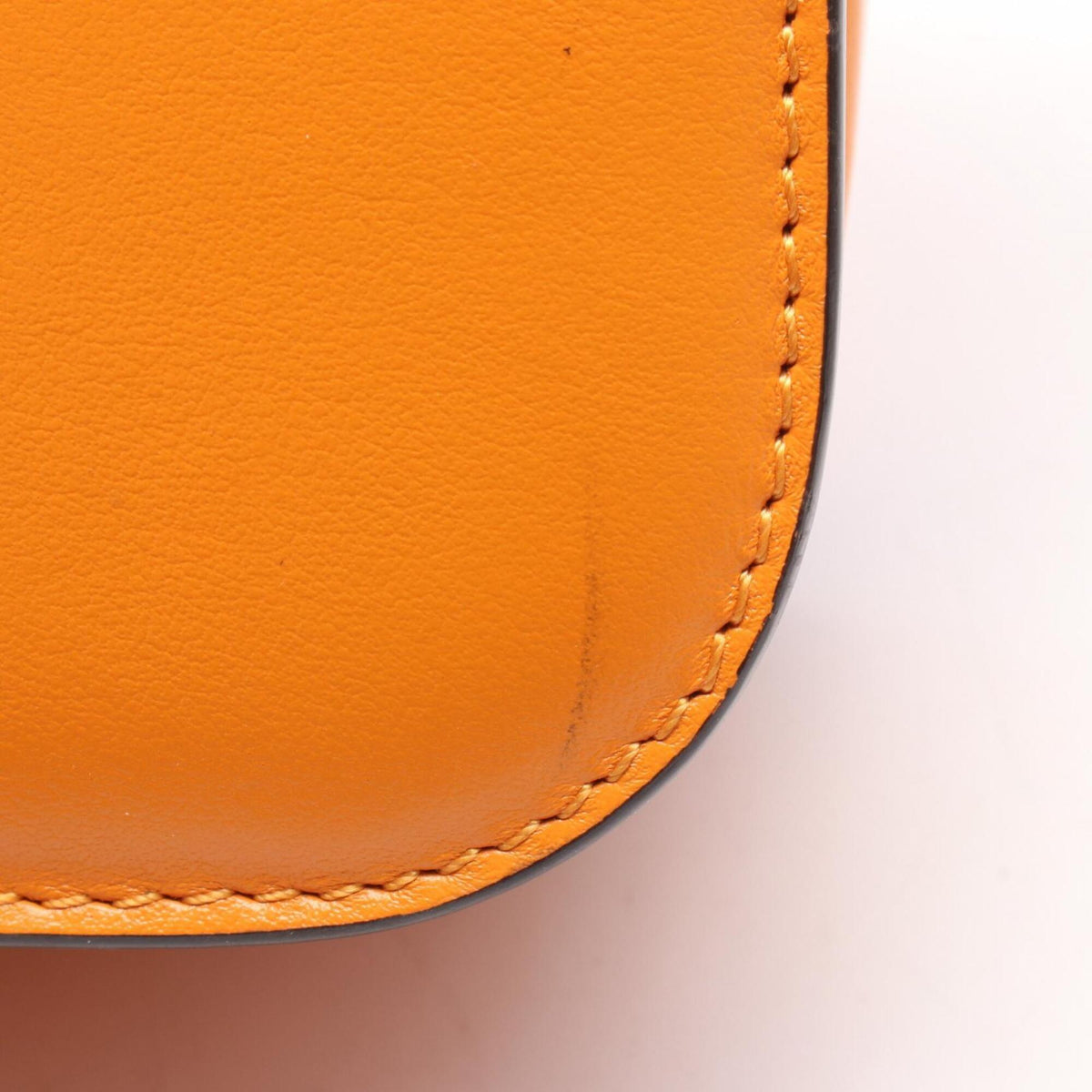 Louis Vuitton Orange Leather Handbag Shoulder Bag (Pre-Owned)