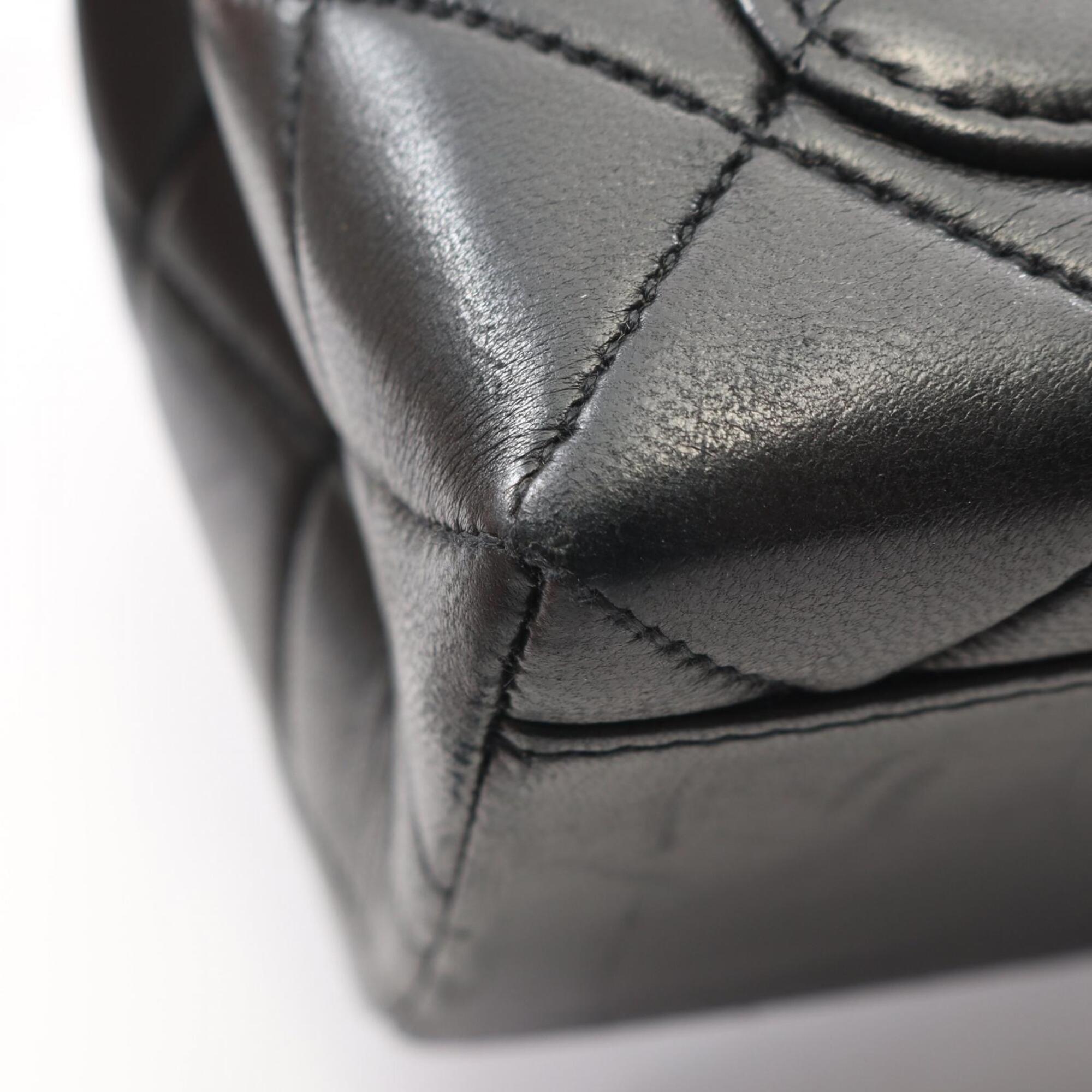 Chanel Black Leather Handbag (Pre-Owned)