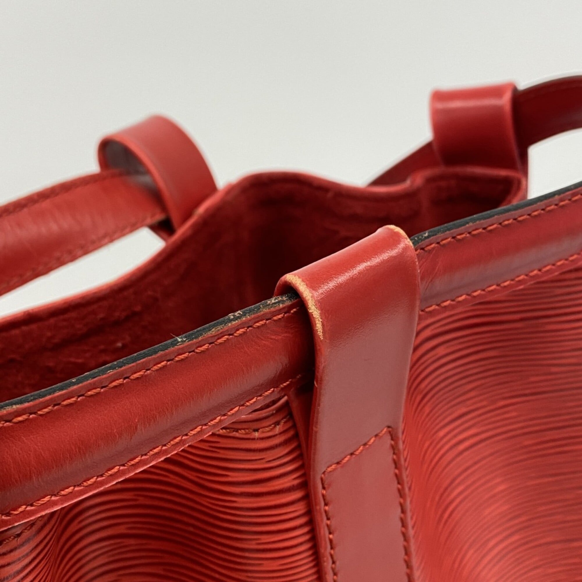Louis Vuitton Castilian Red Shoulder Bag (Pre-Owned)