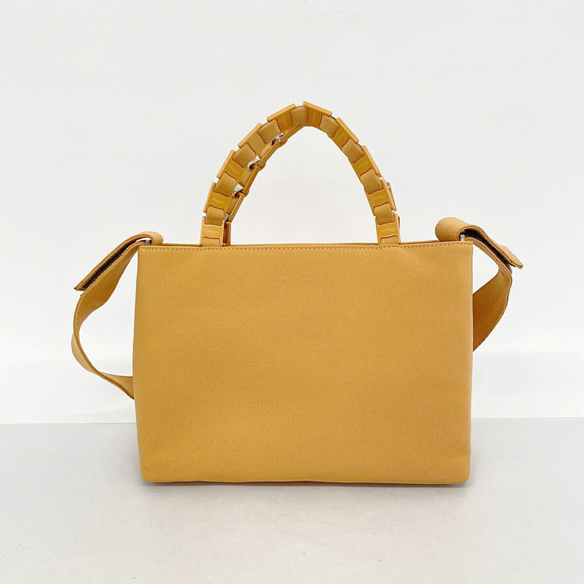 Salvatore Ferragamo Orange Nylon Handbag (Pre-Owned)