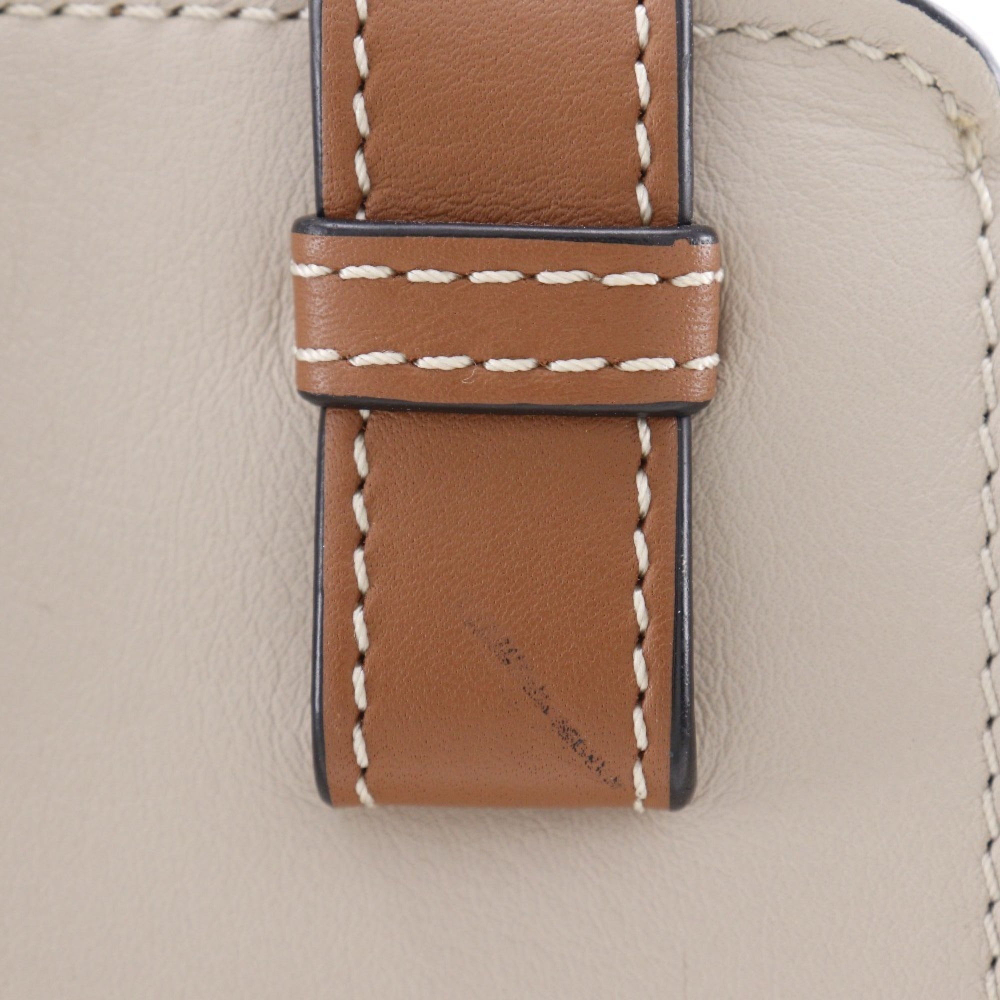 Loewe Hammock Brown White Leather Handbag (Pre-Owned)