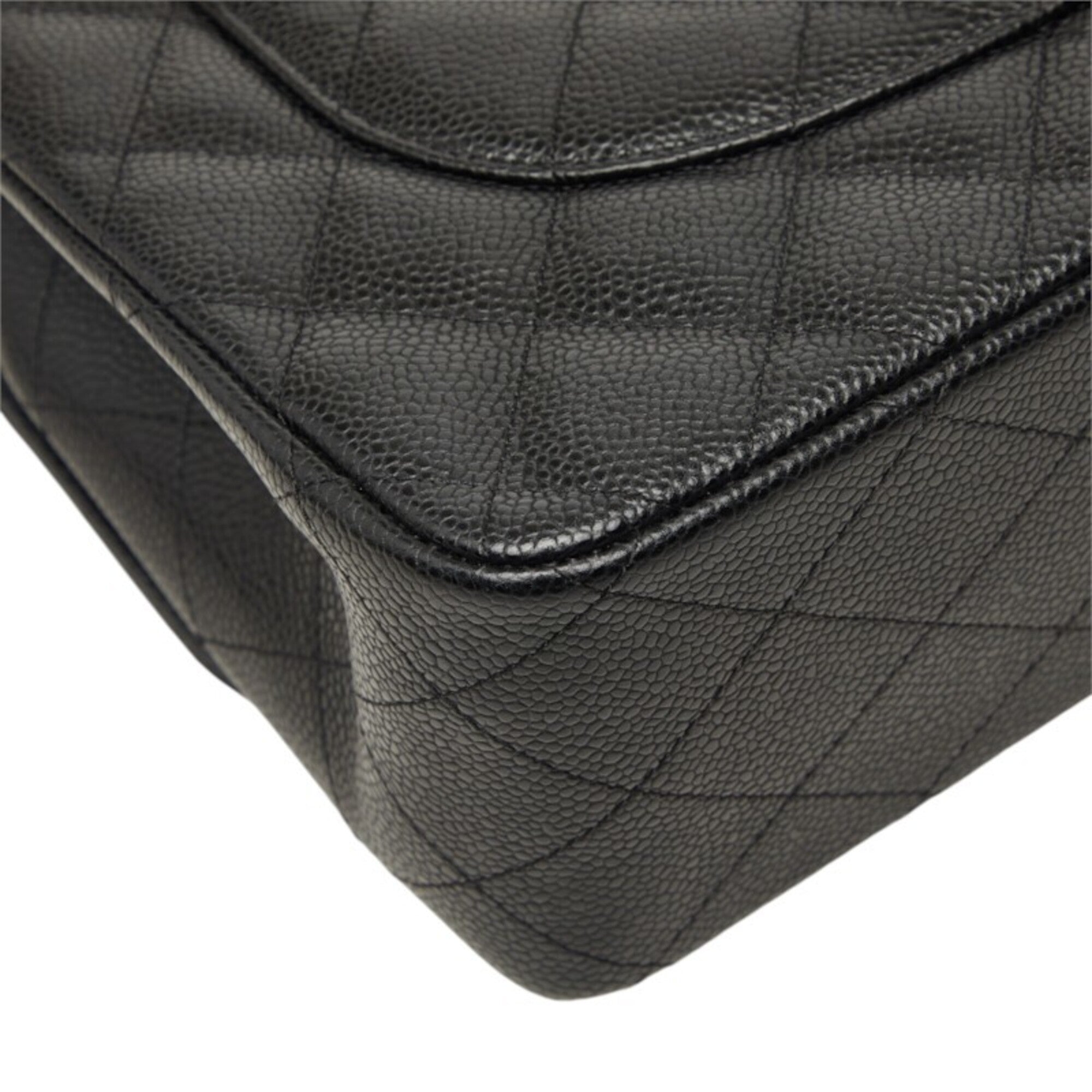 Chanel Black Grained Calfskin Shoulder Bag (Pre-Owned)