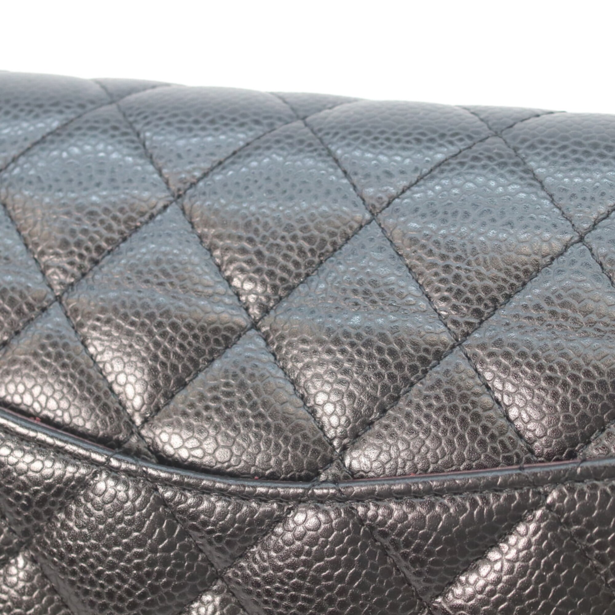 Chanel Matelasse Black Grained Calfskin Shoulder Bag (Pre-Owned)