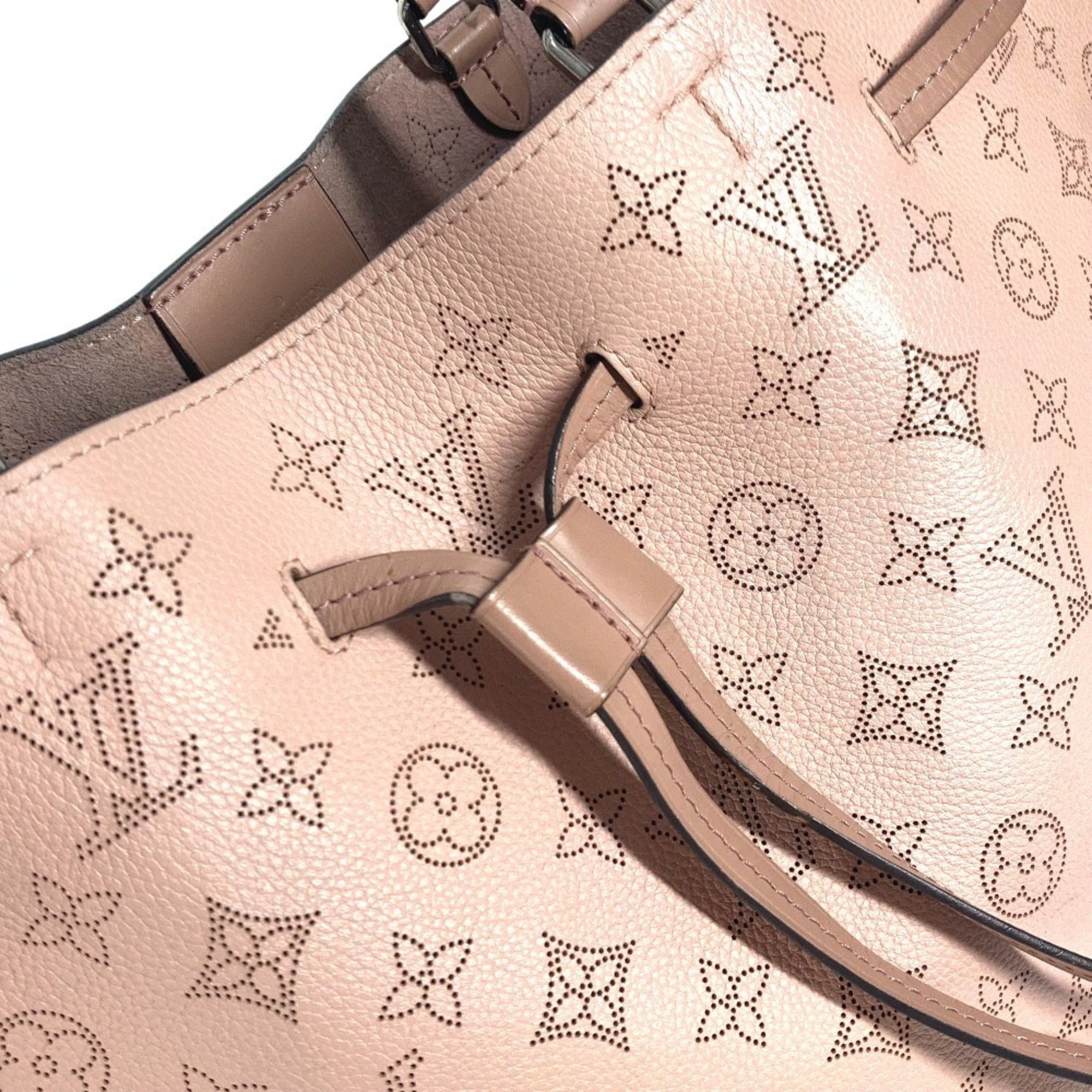 Louis Vuitton Magnolia Pink Mahina Leather Handbag Shoulder Bag (Pre-Owned)