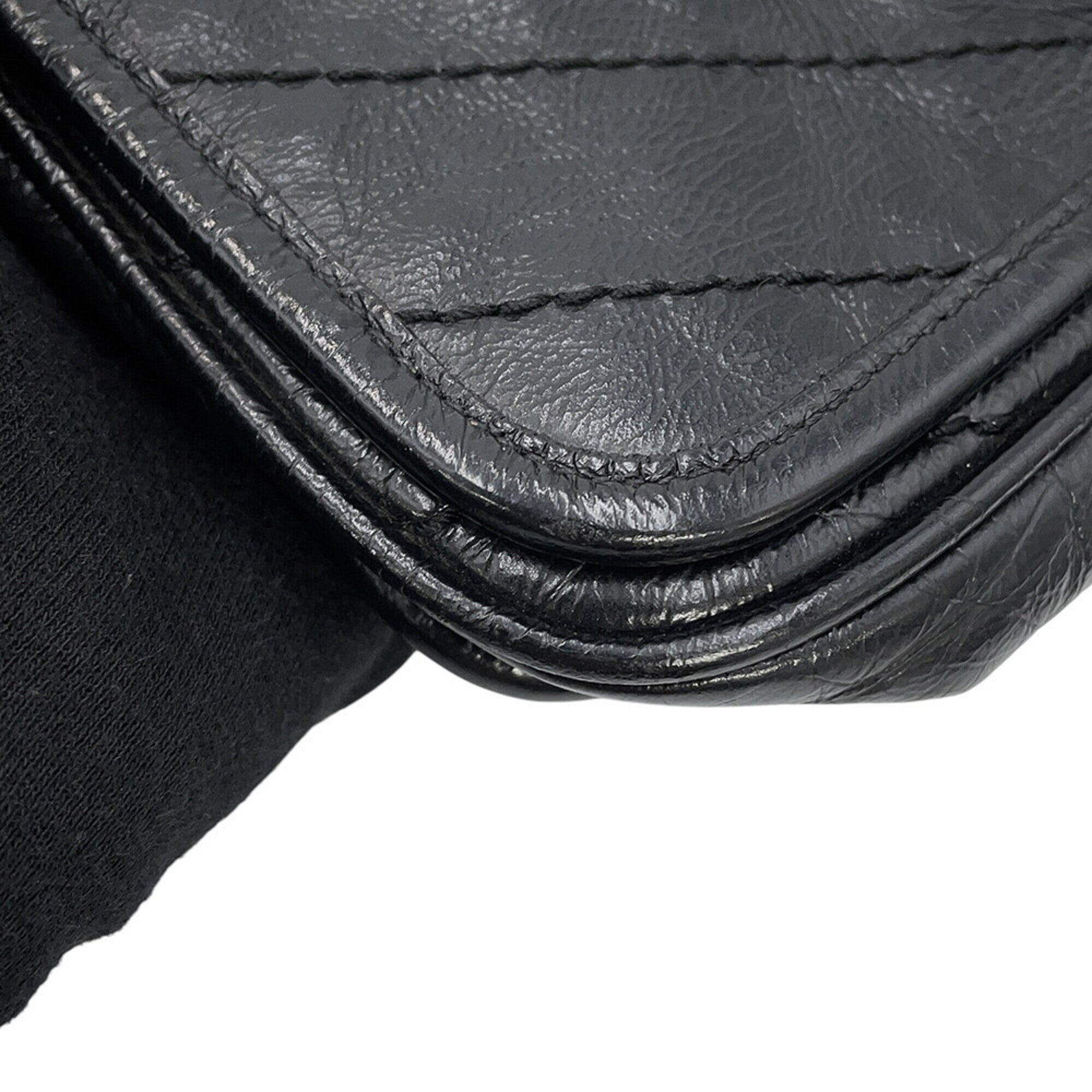 Yves Saint Laurent Black Leather Shoulder Bag (Pre-Owned)
