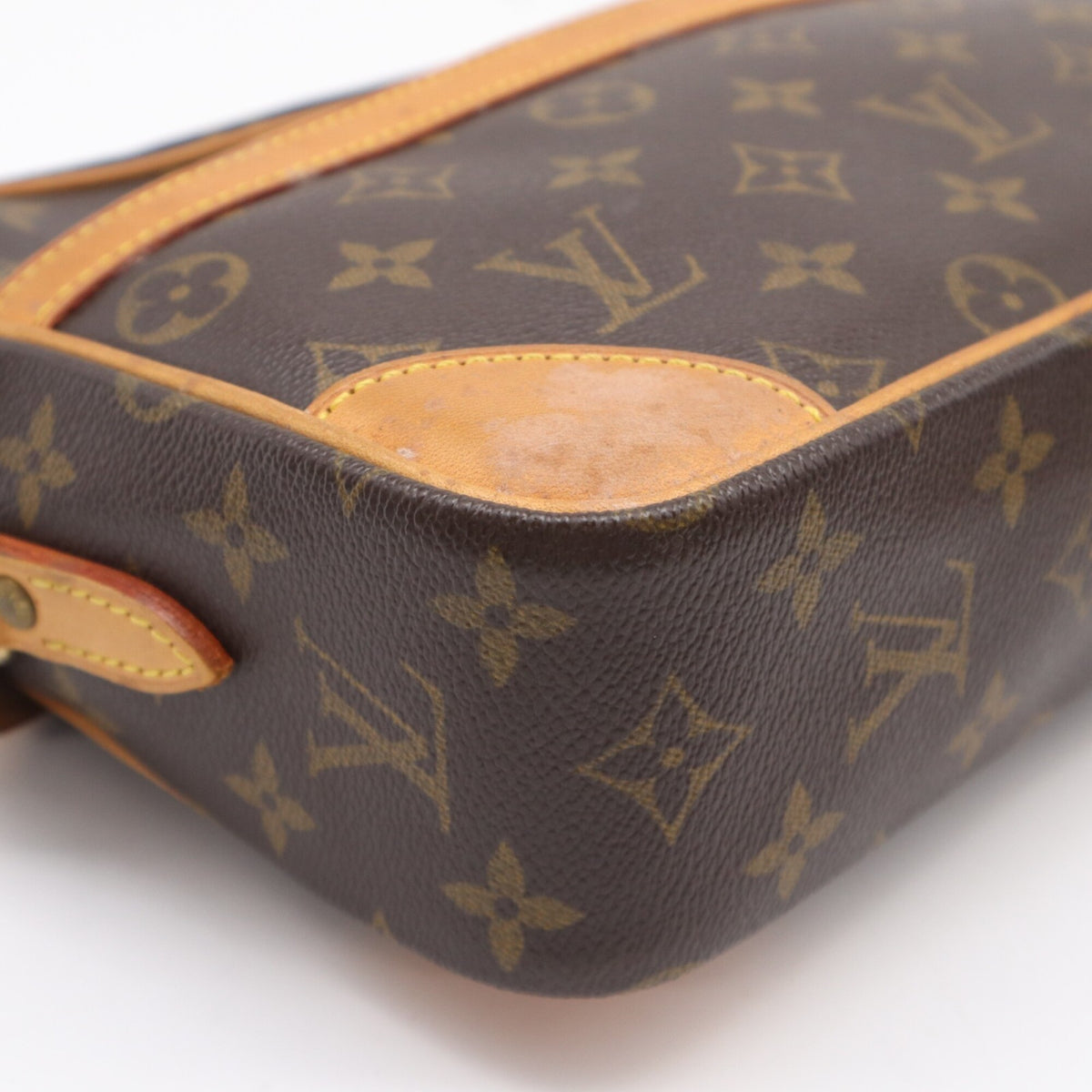 Louis Vuitton Beige Brown Monogram Coated Canvas Leather Shoulder Bag (Pre-Owned)
