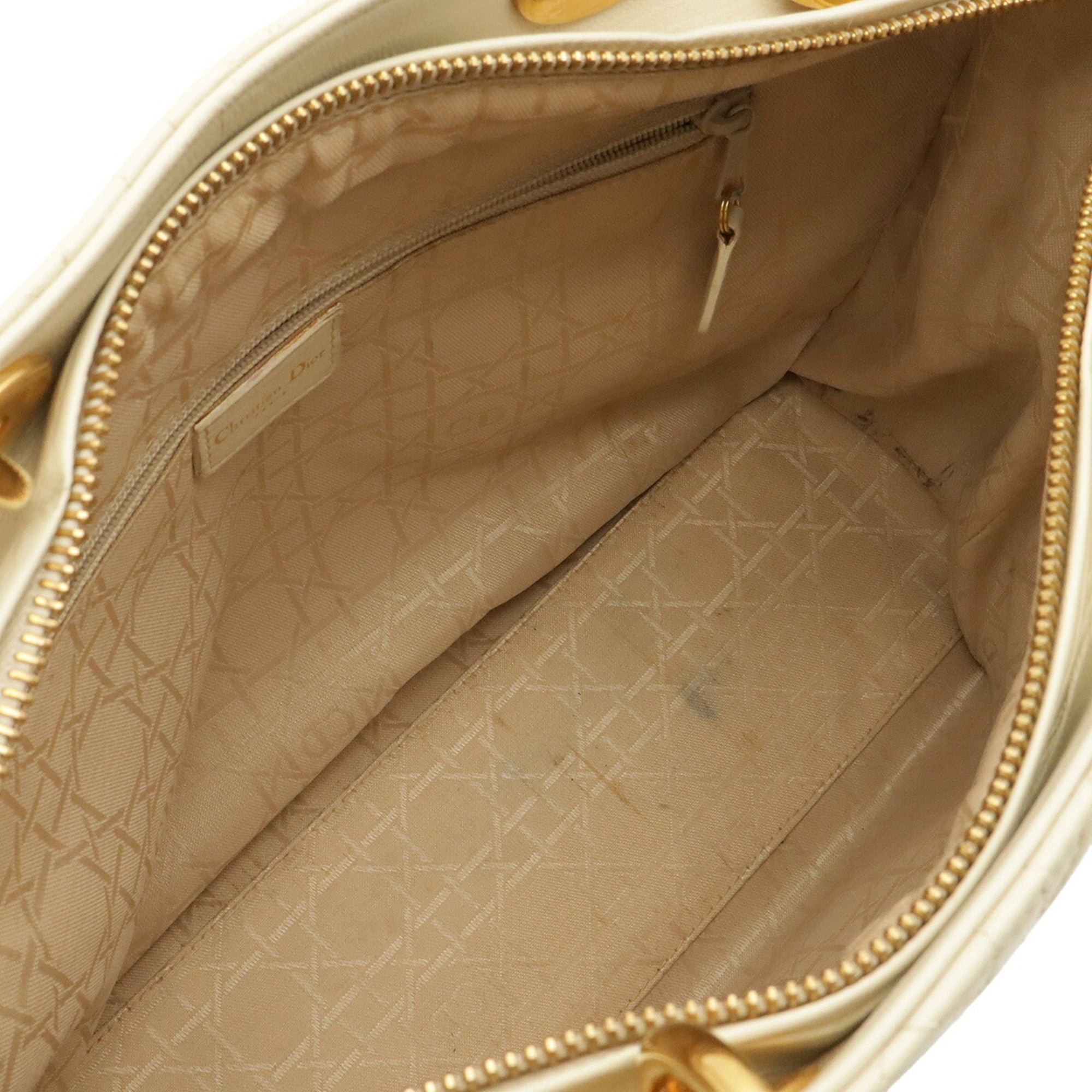 Christian Dior Cream Leather Handbag Shoulder Bag (Pre-Owned)