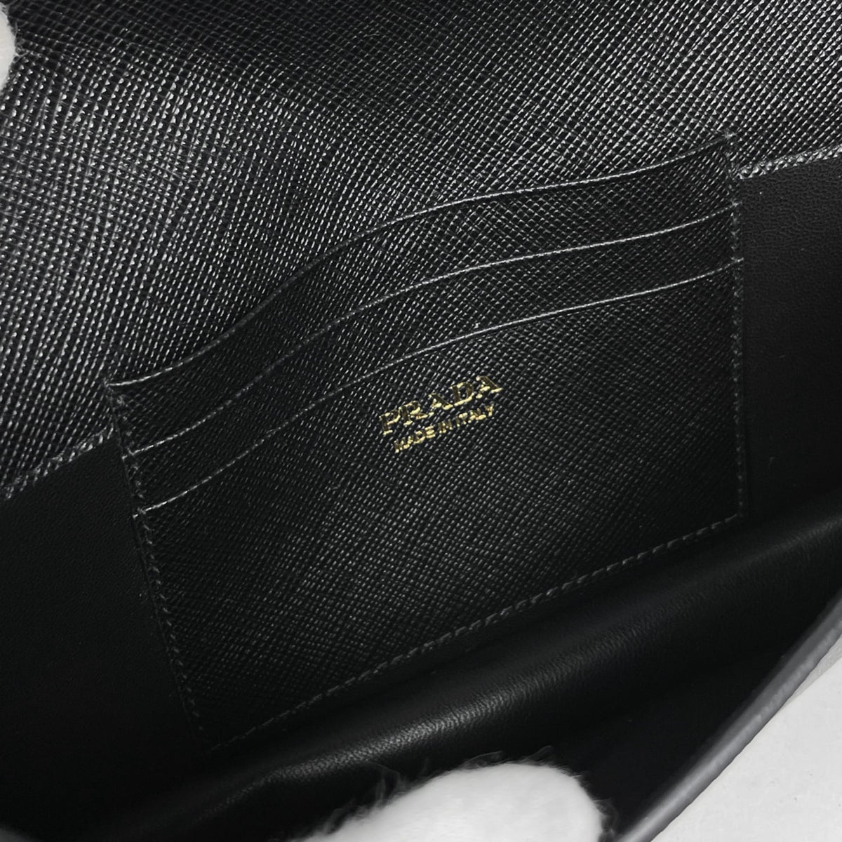 Prada Black Leather Shoulder Bag (Pre-Owned)