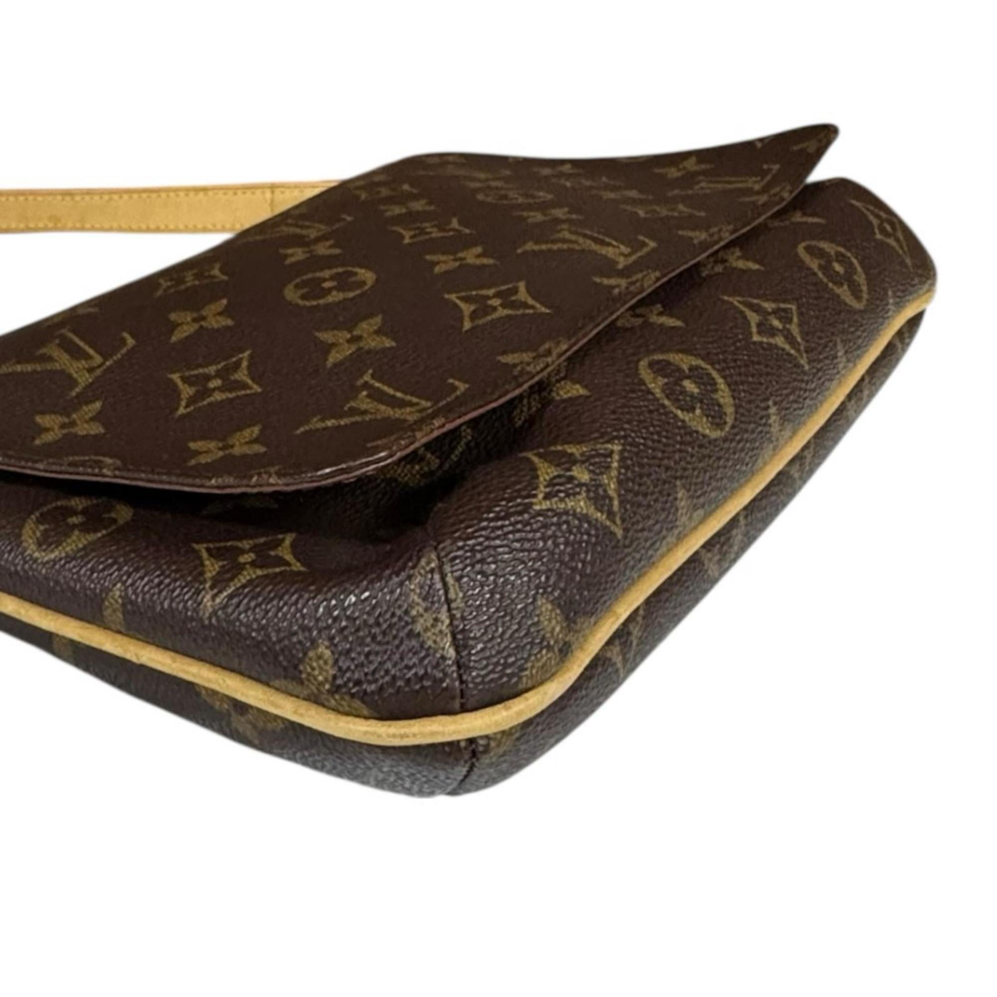 Louis Vuitton Brown Monogram Canvas Shoulder Bag (Pre-Owned)