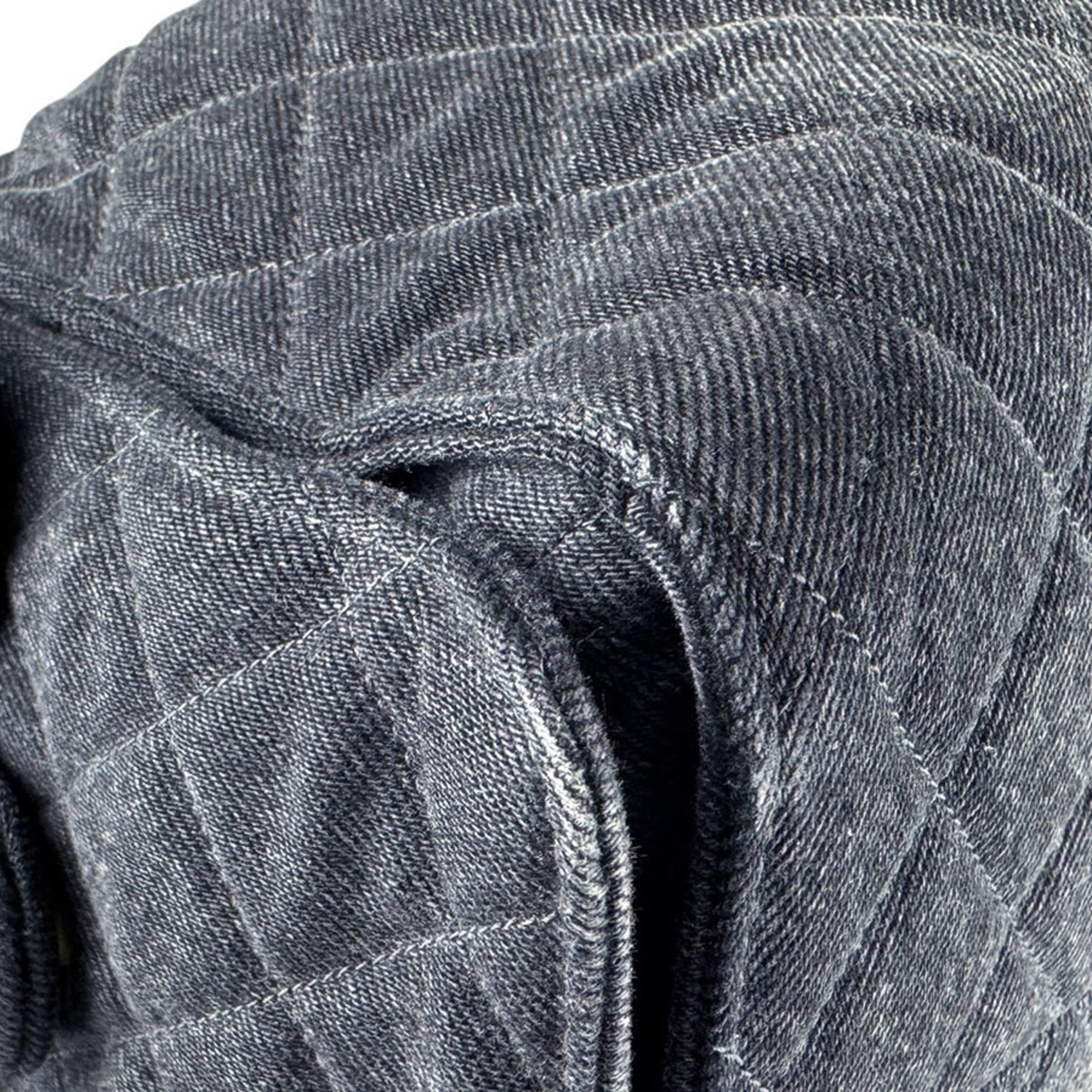 Chanel Black Denim Shoulder Bag (Pre-Owned)