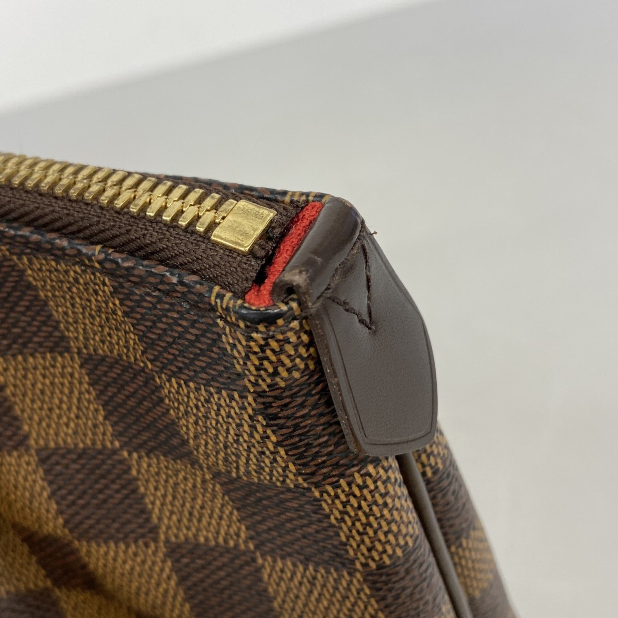 Louis Vuitton Ebene Handbag (Pre-Owned)