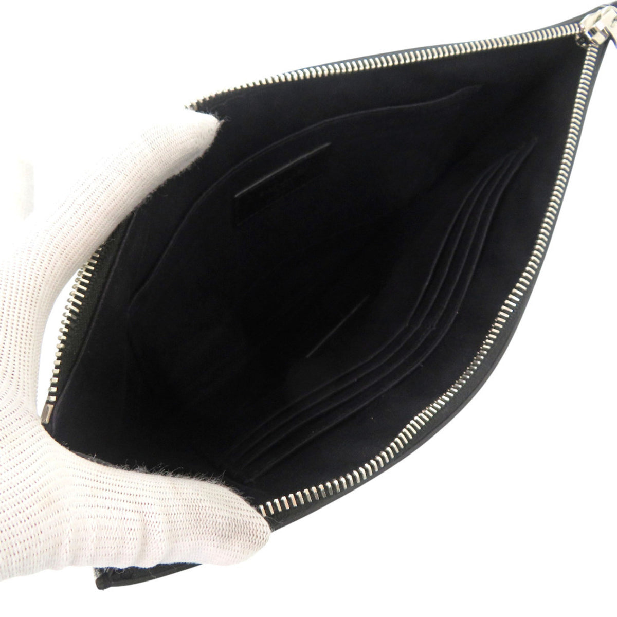 Yves Saint Laurent Black Leather Clutch Bag (Pre-Owned)