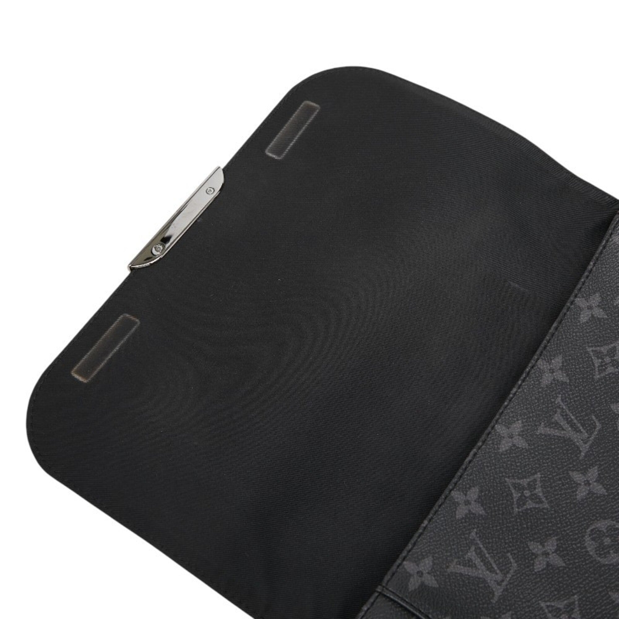 Louis Vuitton Black Pvc Leather Shoulder Bag (Pre-Owned)