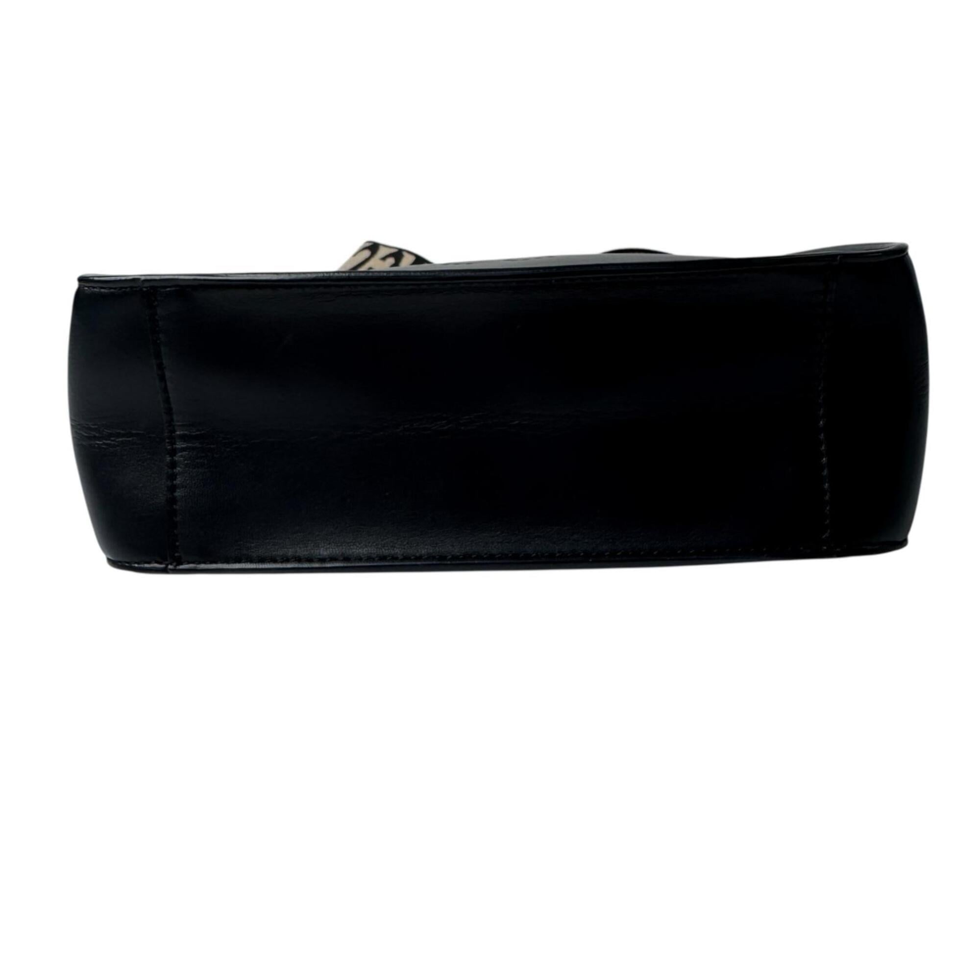 Stella Mccartney Black Leather Shoulder Bag (Pre-Owned)