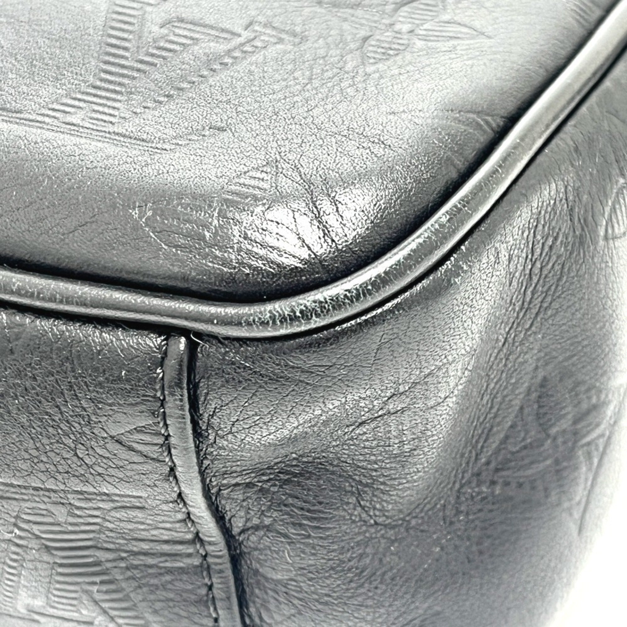 Louis Vuitton Black Leather Handbag Pochette Shoulder Bag (Pre-Owned)