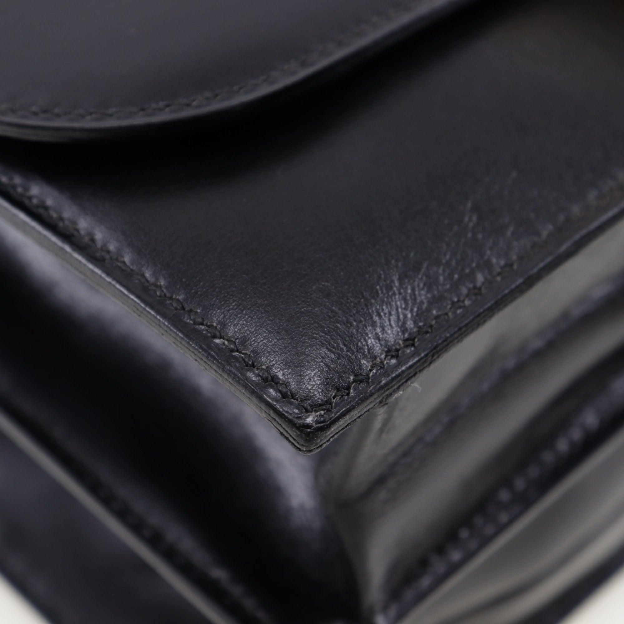 Hermes Black Box Calf Leather Shoulder Bag (Pre-Owned)