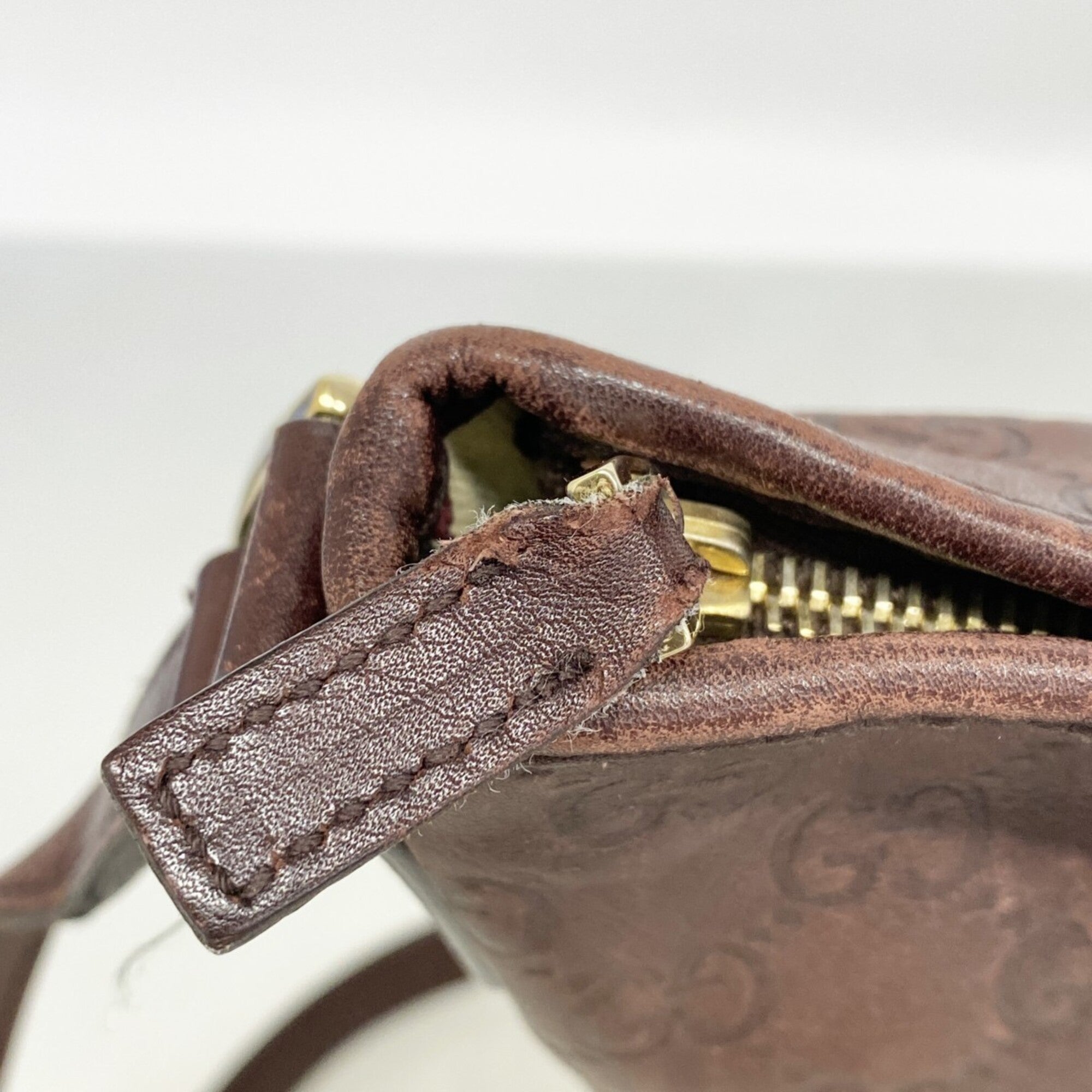 Gucci Brown Leather Shoulder Bag (Pre-Owned)