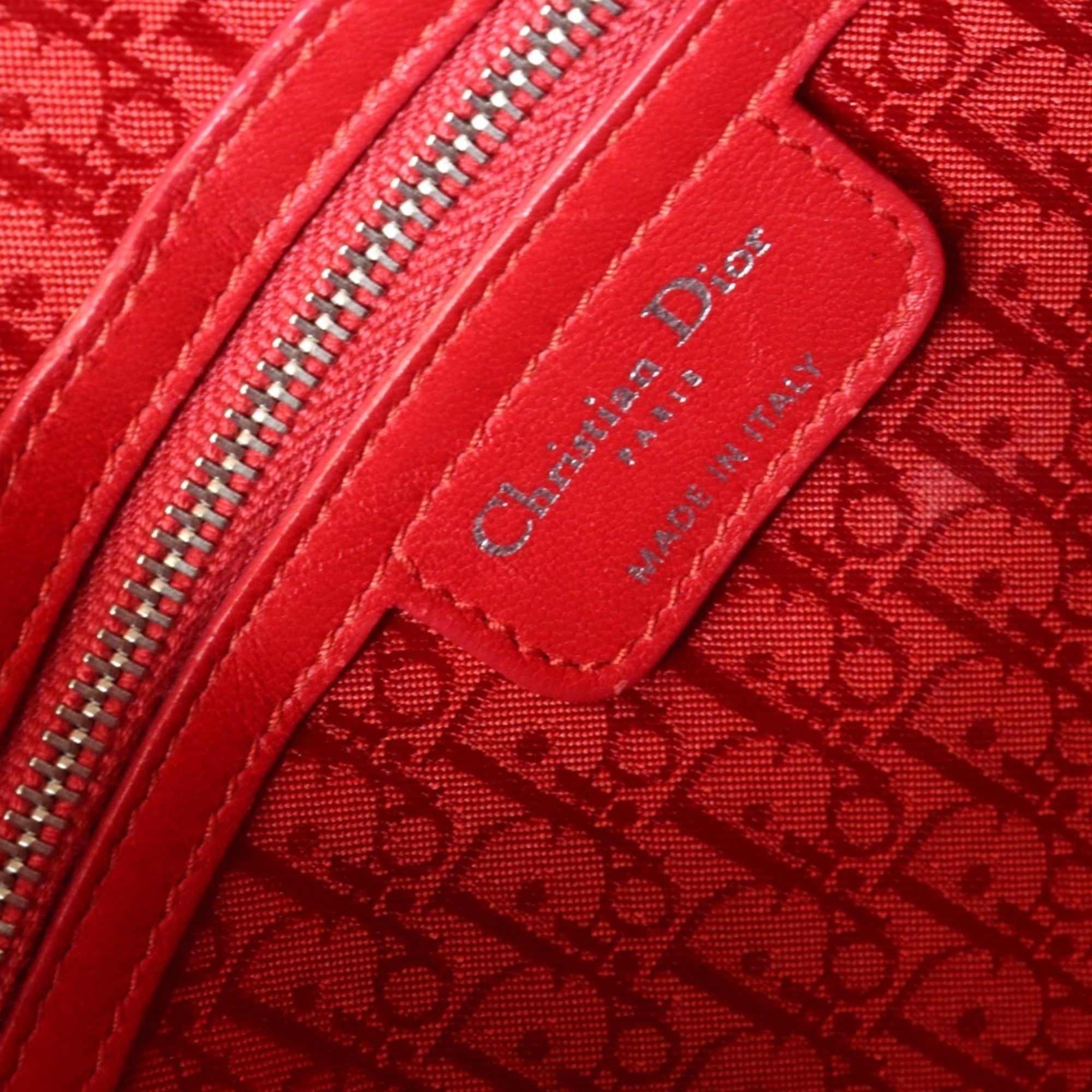 Christian Dior Red Color Leather Handbag (Pre-Owned)