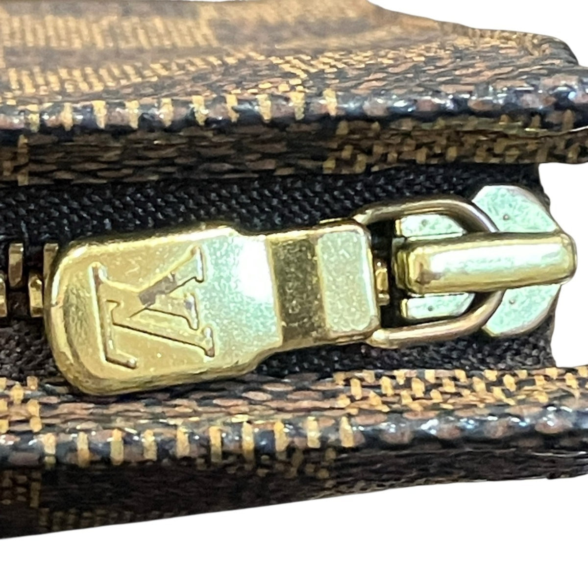 Louis Vuitton Brown Damier Canvas Pouch (Pre-Owned)