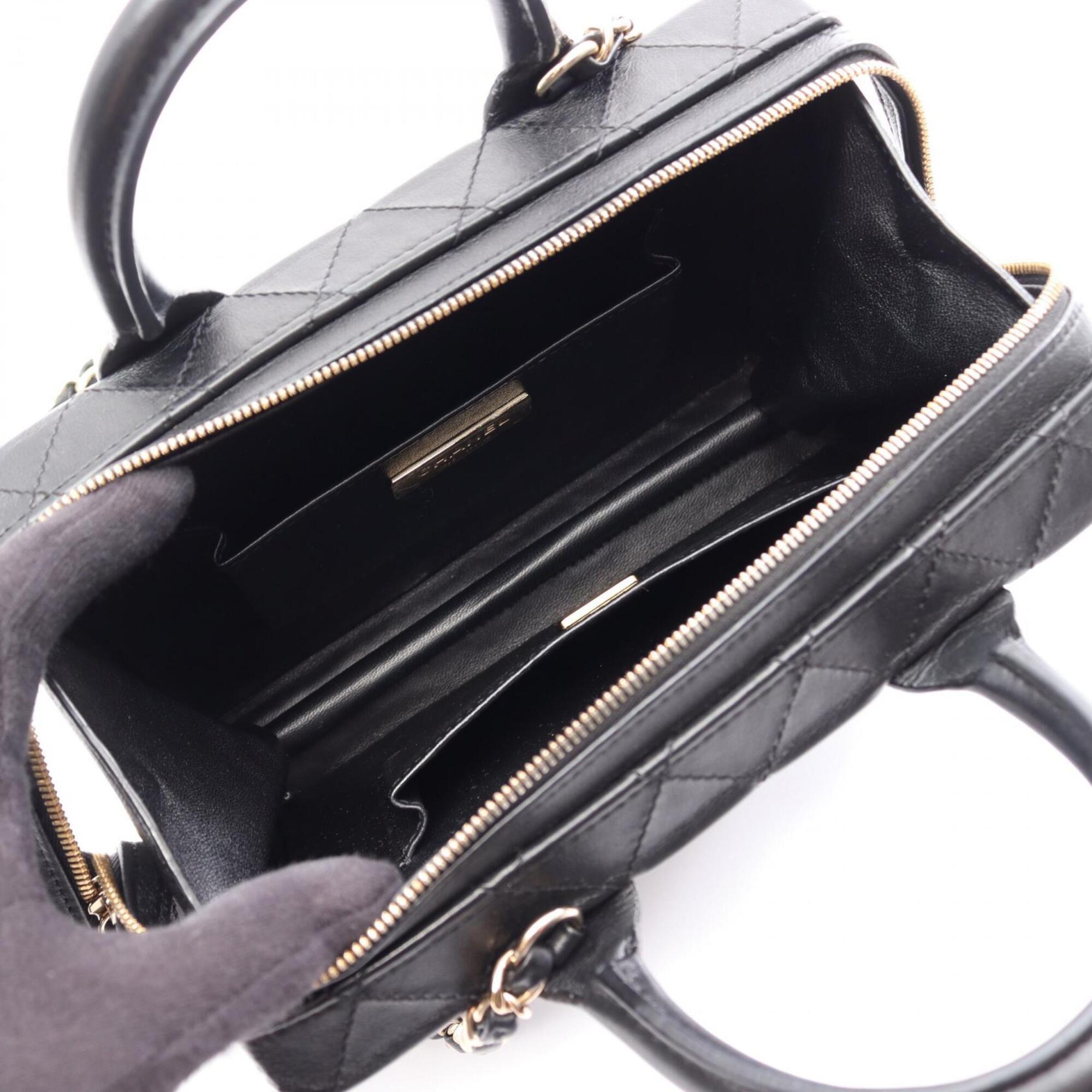 Chanel Black Leather Handbag Shoulder Bag (Pre-Owned)
