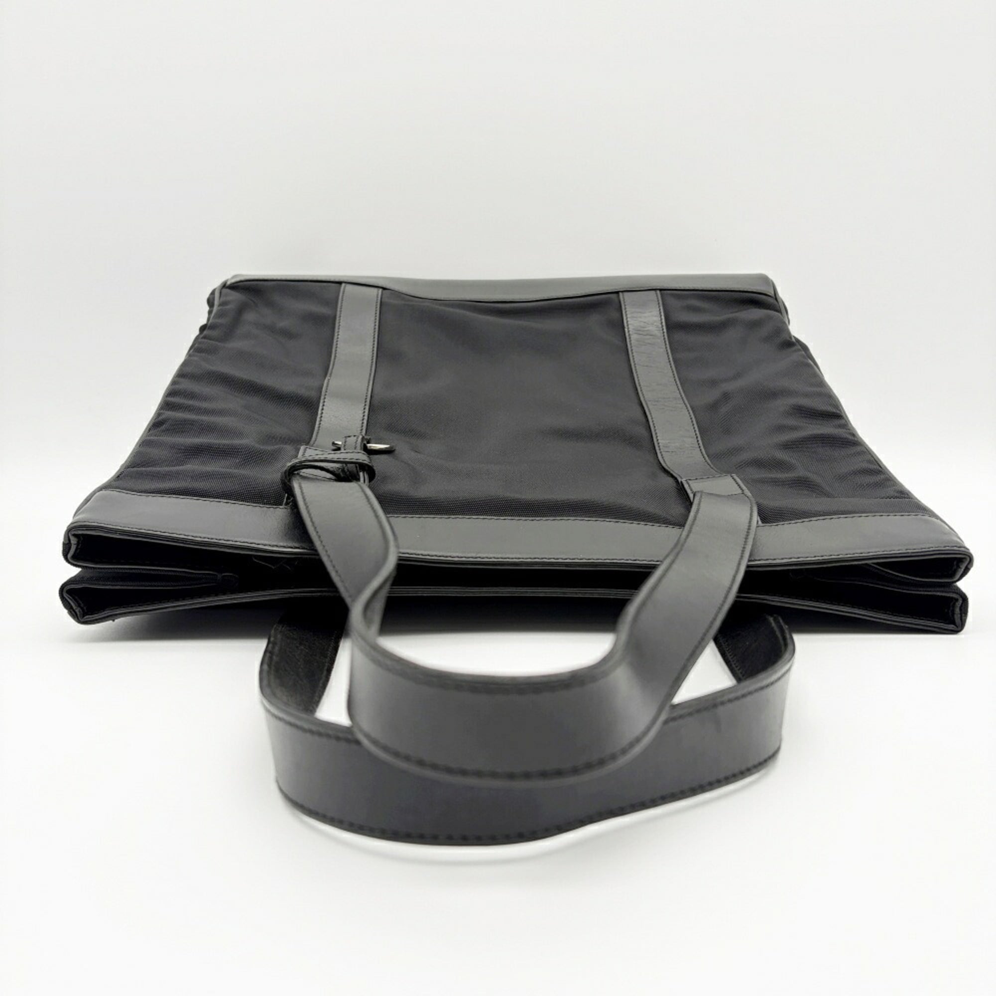 Gucci Black Nylon Leather Tote Bag (Pre-Owned)