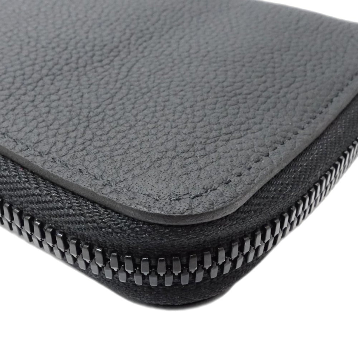 Louis Vuitton Noir Leather Long Wallet (Bi-Fold) (Pre-Owned)