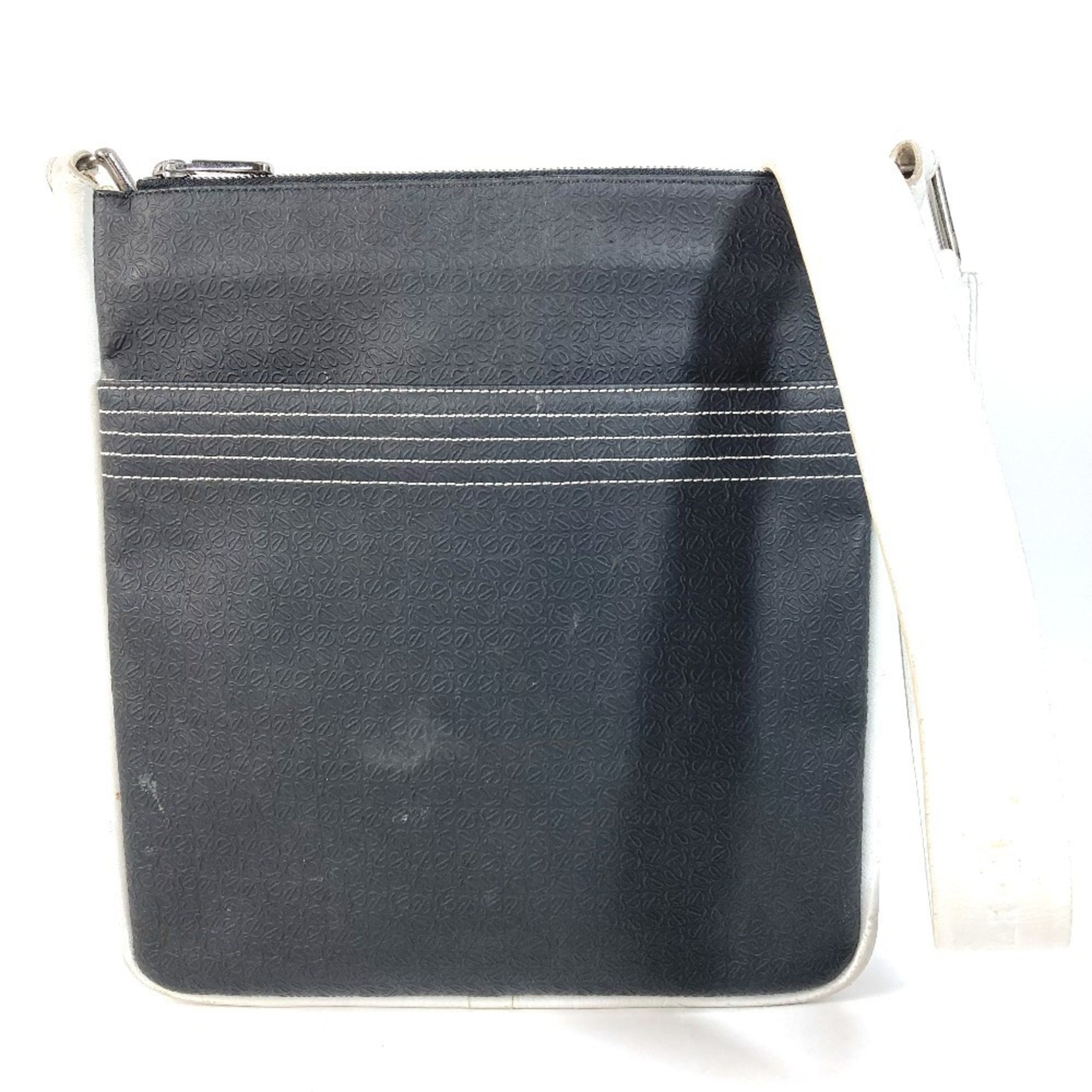 Loewe Black White Leather Pvc Pochette Shoulder Bag (Pre-Owned)