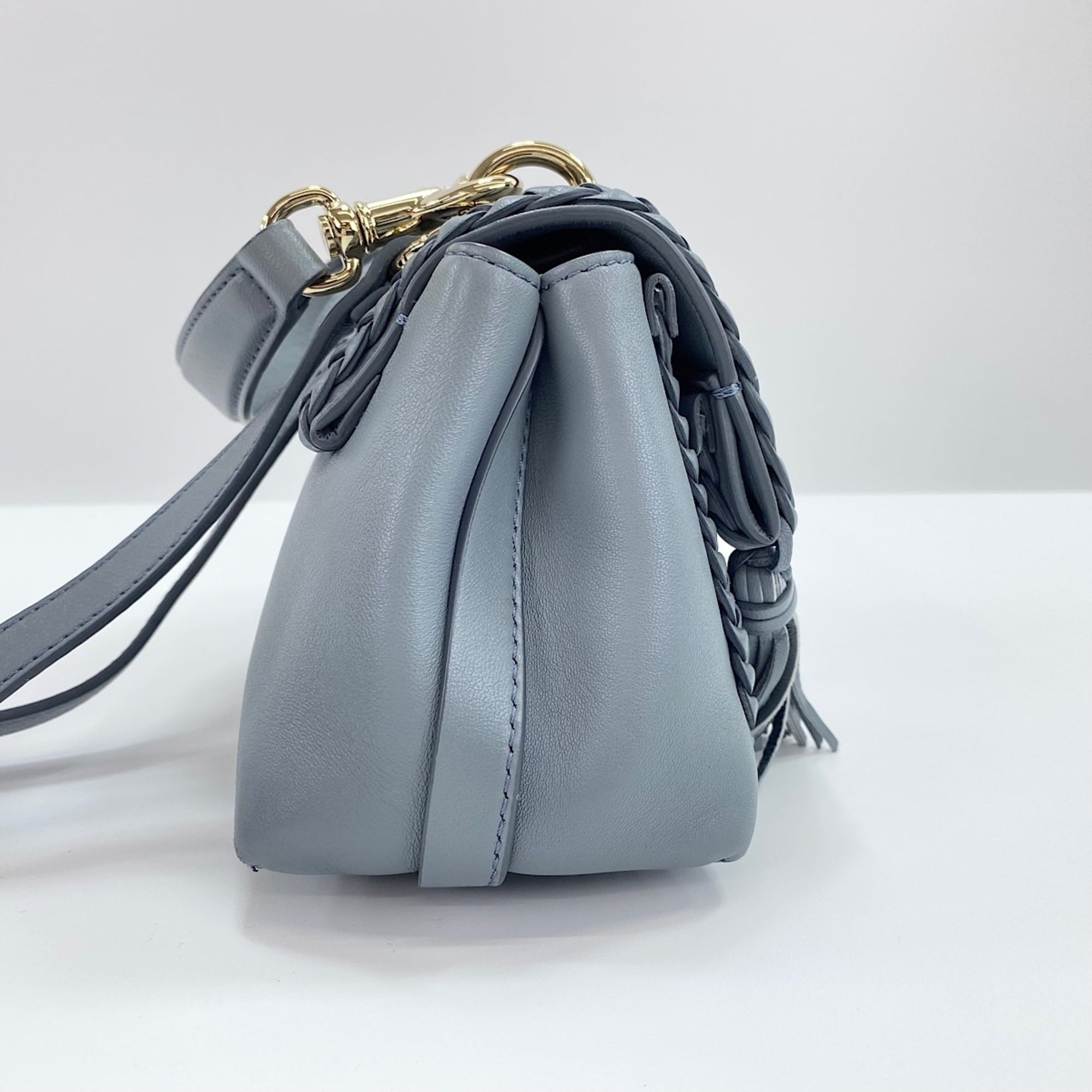 Chloé Gray Handbag (Pre-Owned)