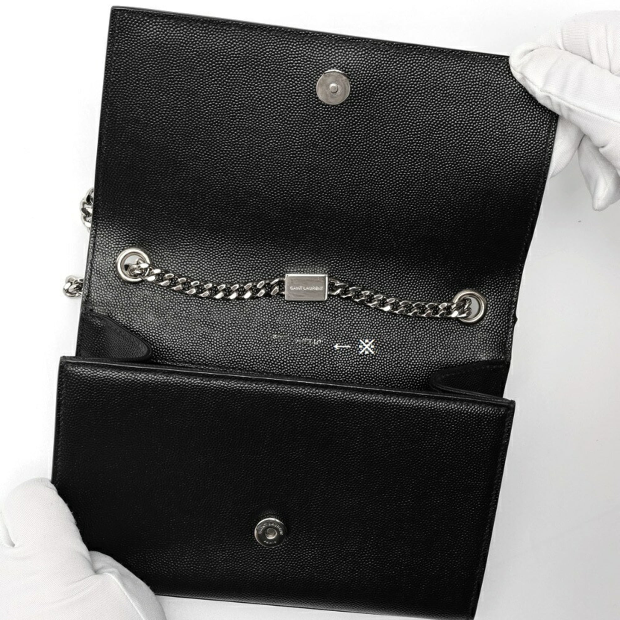 Saint Laurent Black Leather Shoulder Bag (Pre-Owned)