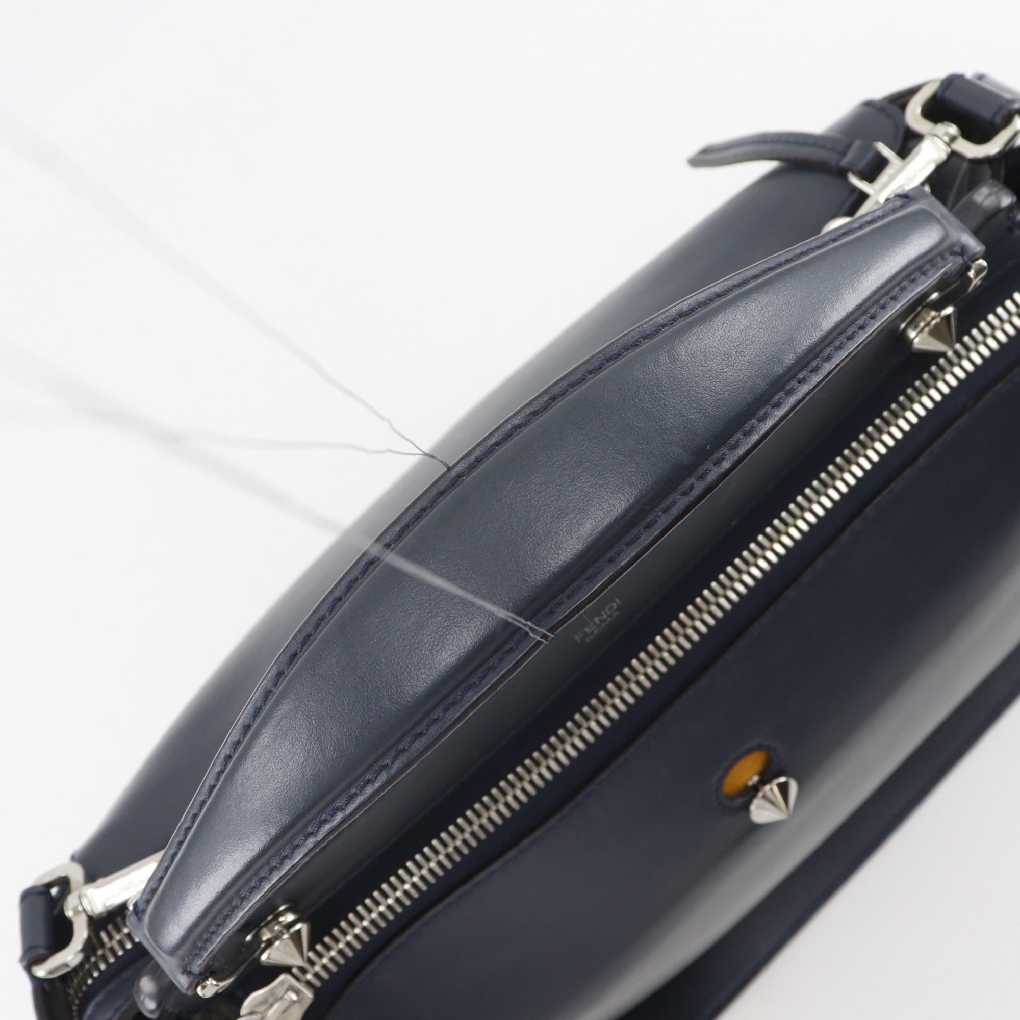 Fendi Navy Leather Handbag (Pre-Owned)