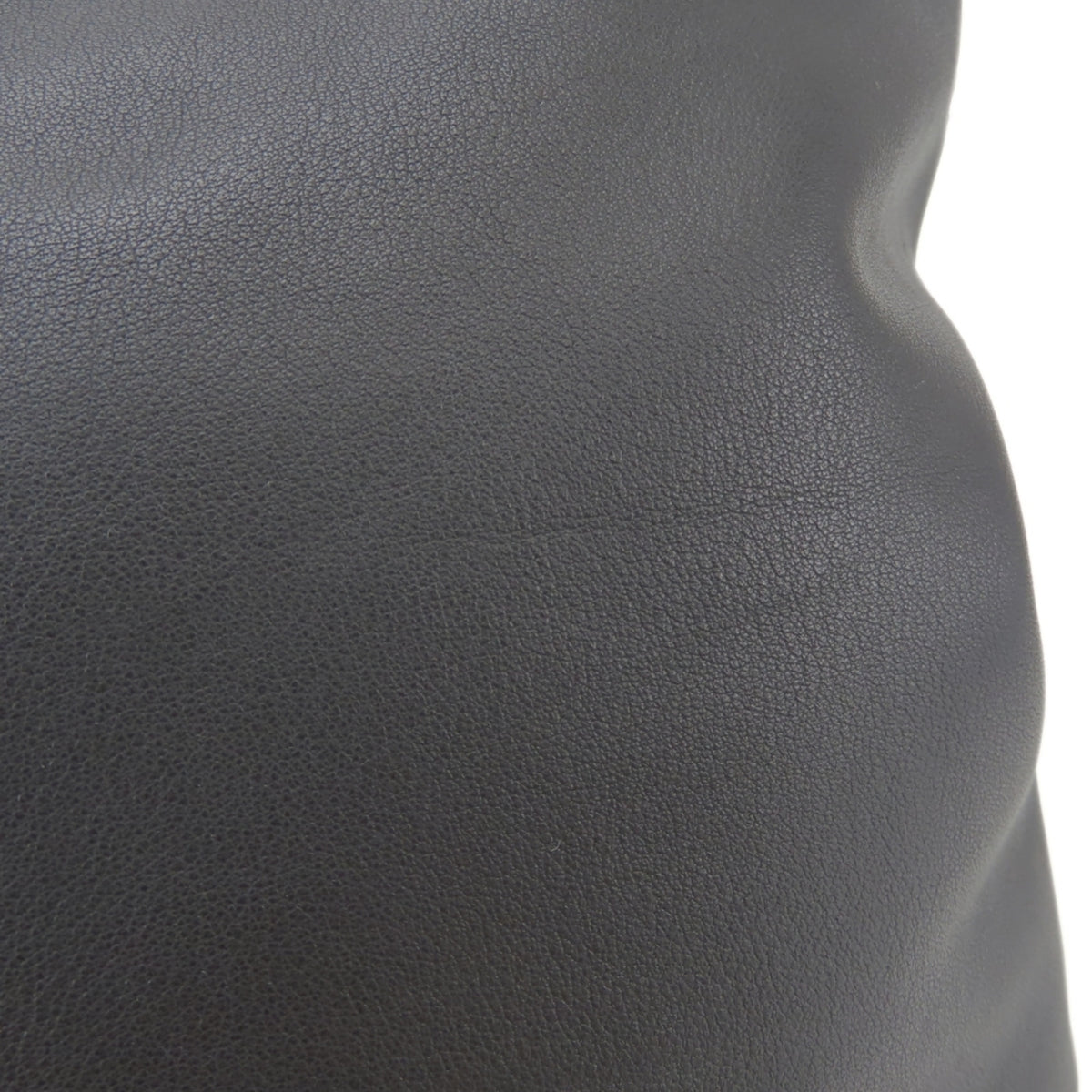 Coach Black Leather Shoulder Bag (Pre-Owned)
