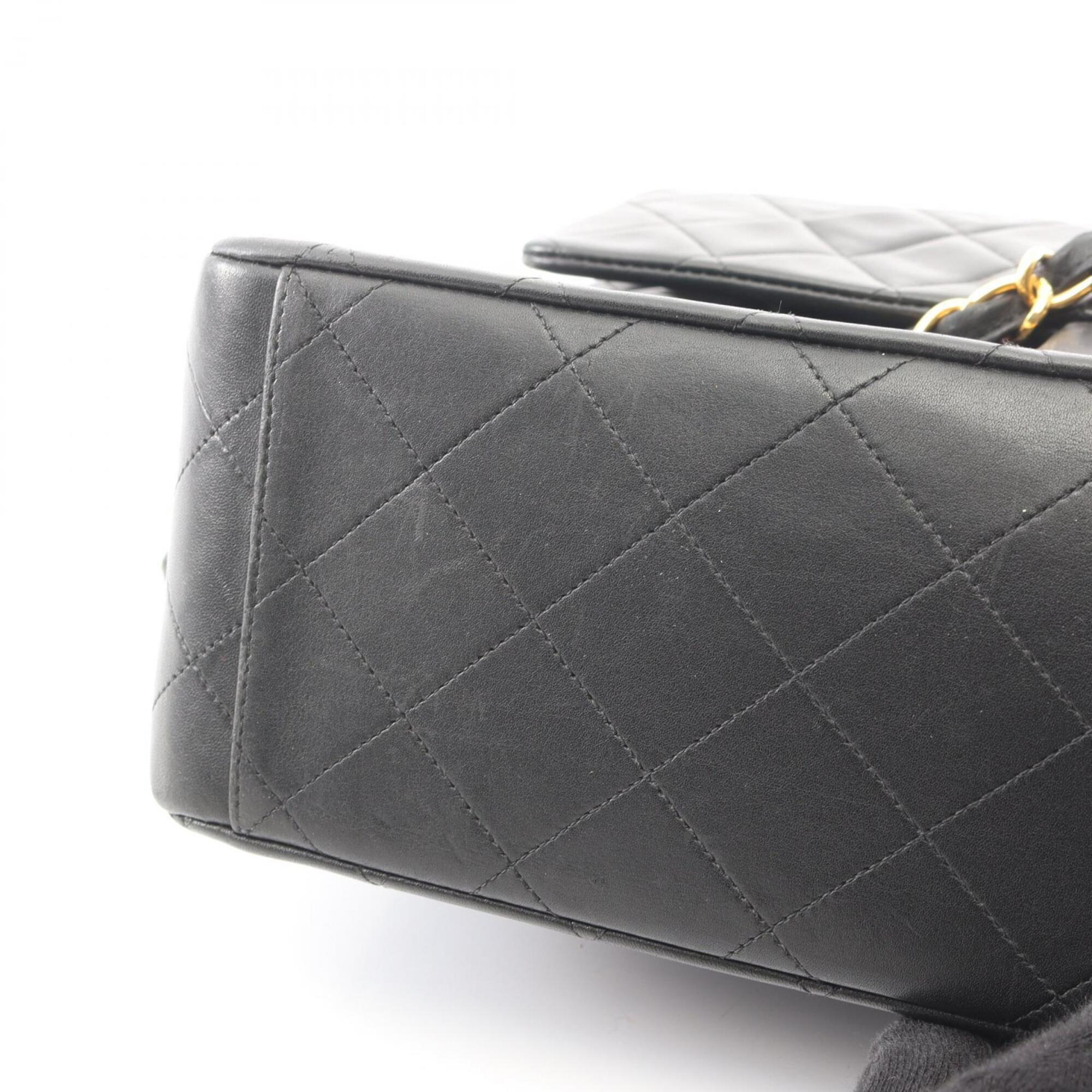Chanel Black Leather Handbag Shoulder Bag (Pre-Owned)